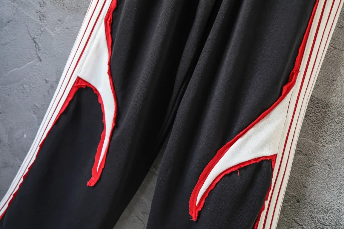 Logo Embroidered Paneled Track Pants D33912953 — view 4