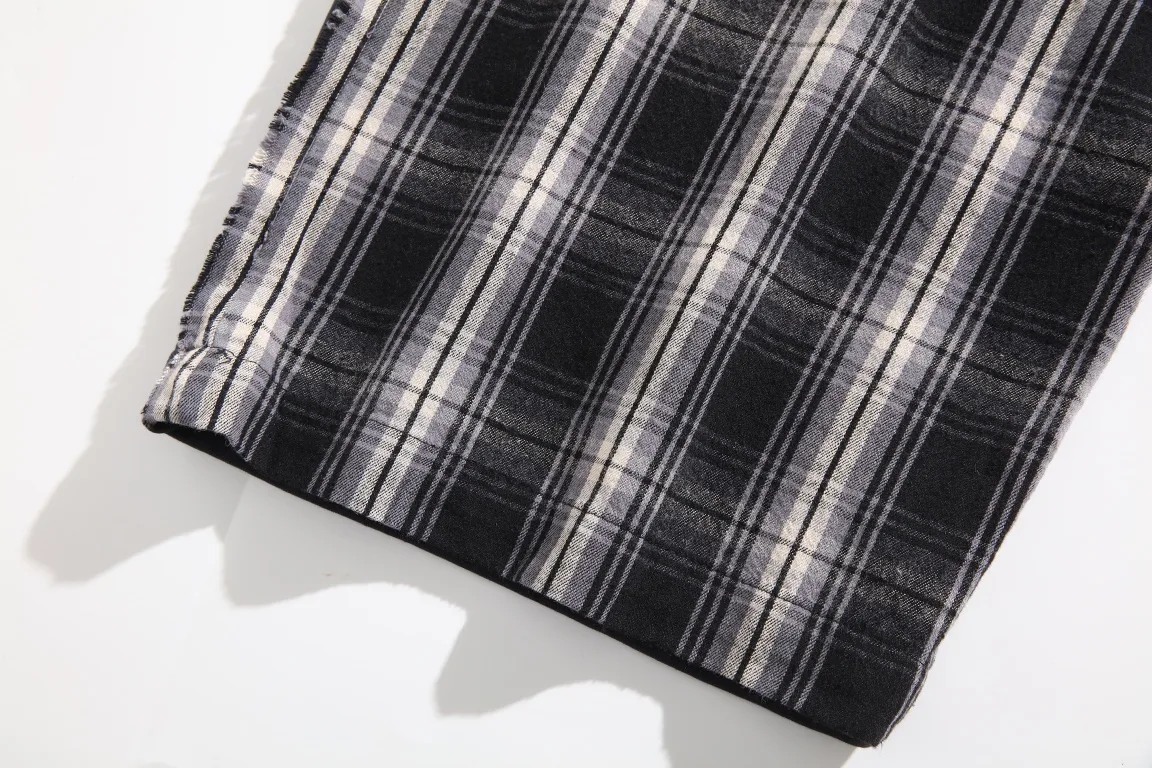 Distressed Plaid Wide-Leg Trousers D25920095 — view 3