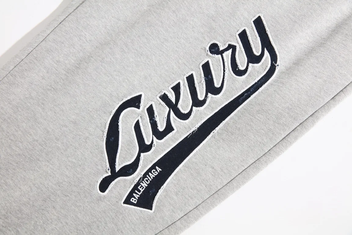 Logo Embroidered Distressed Sweatpants D28912942 — view 3