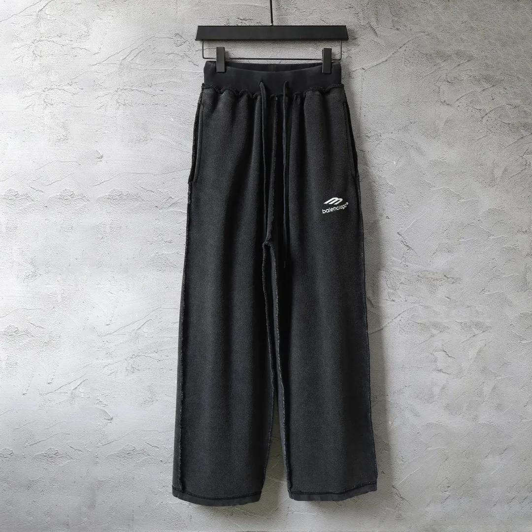 3B Logo Embroidered Inside-Out Sweatpants D29912937