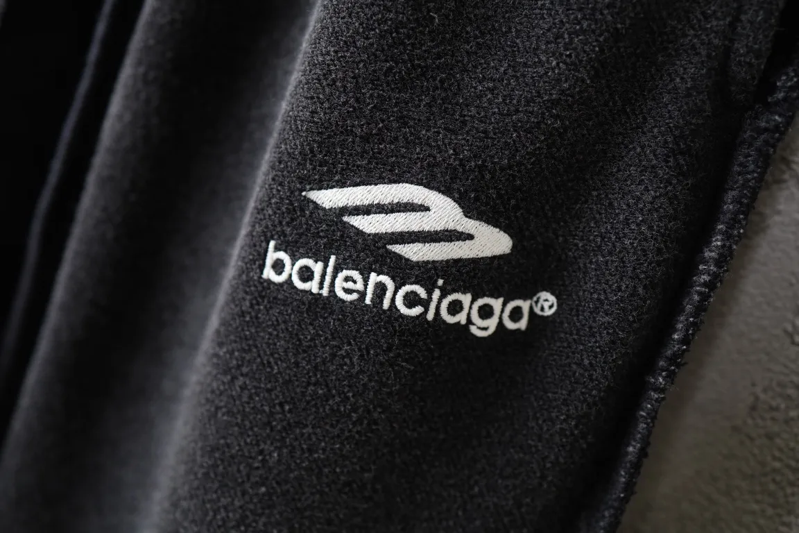 3B Logo Embroidered Inside-Out Sweatpants D29912937 — view 3