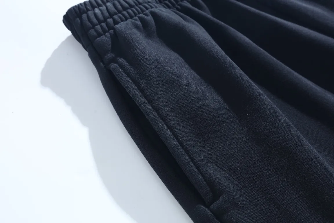 3B Logo Embroidered Wide-Leg Sweatpants D26912934 — view 4