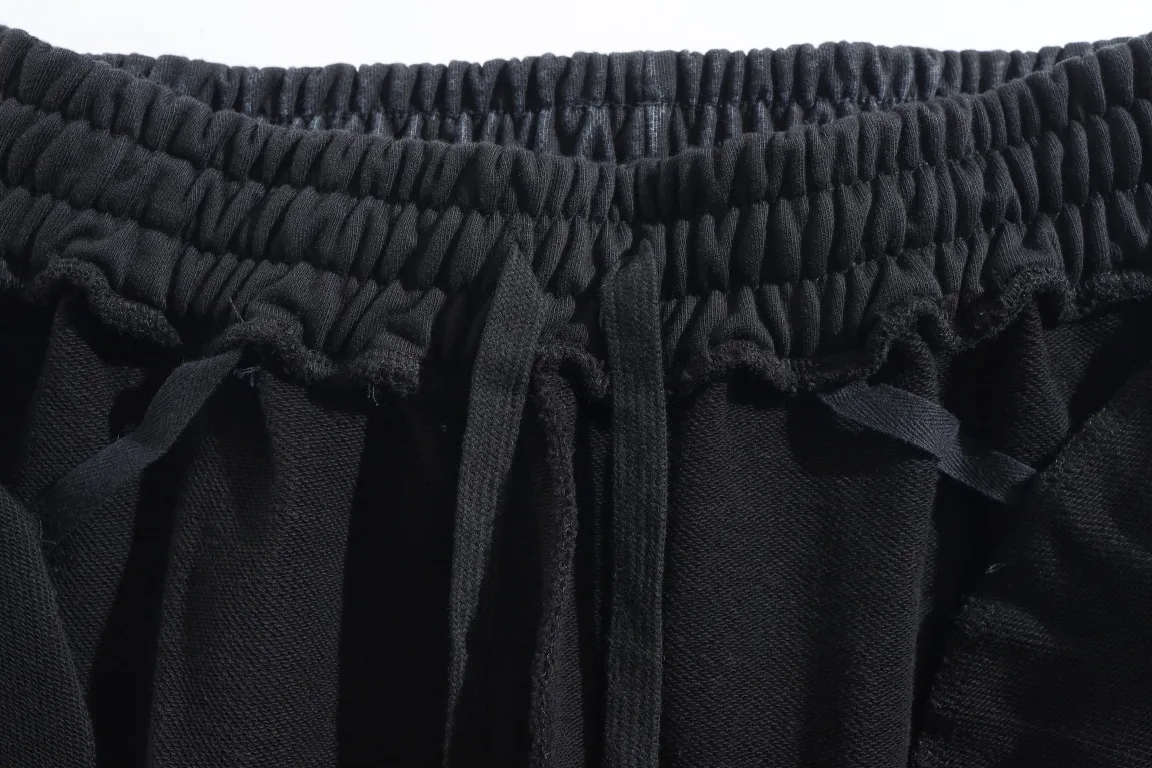 Signature Print Distressed Sweatpants D27922610 — view 15