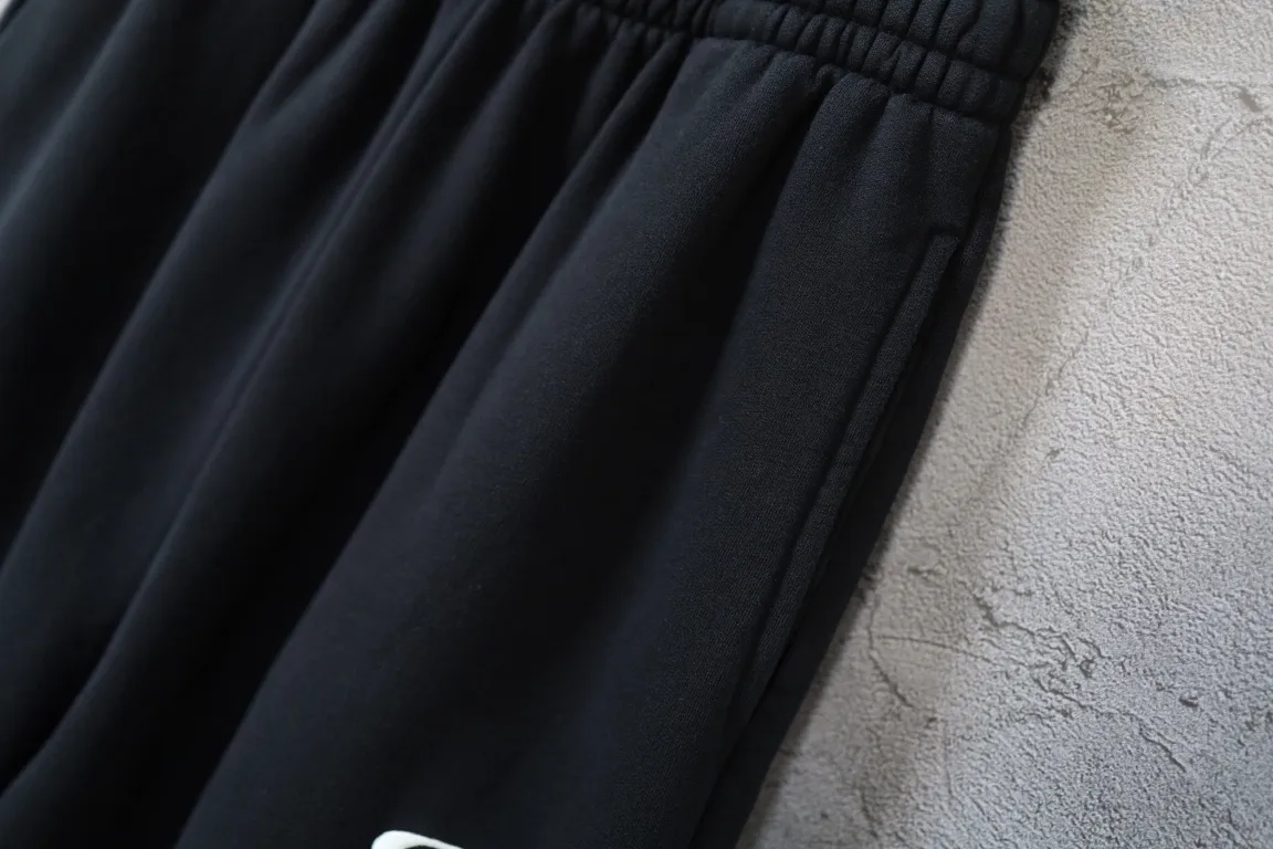 Sports Icon Embroidered Cotton-Blend Sweats D21520077 — view 4