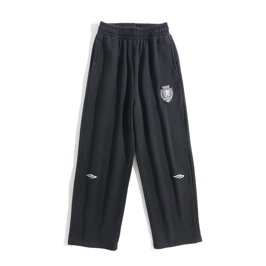 Lion Crest Embroidered Wide-Leg Sweats D25520076