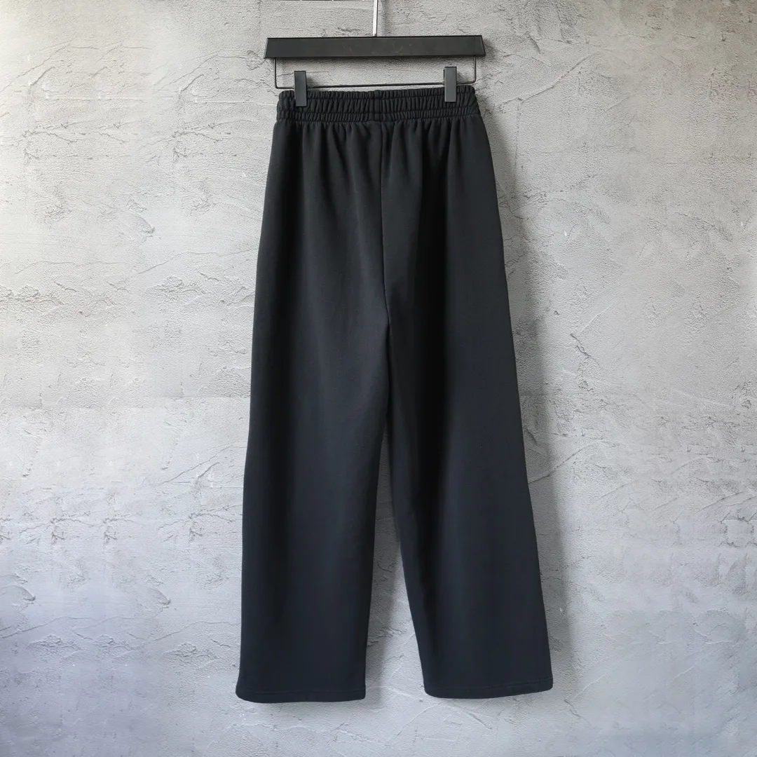 Lion Crest Embroidered Wide-Leg Sweats D25520076 — view 11