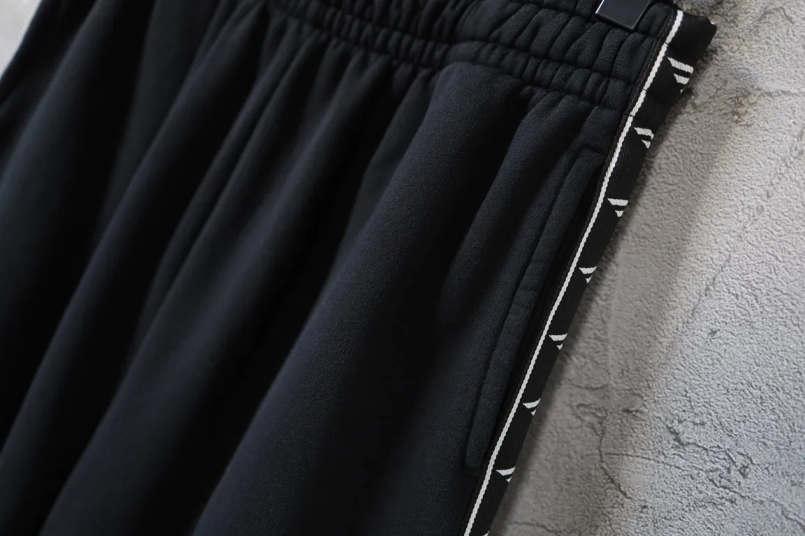 Logo-Embroidered Taped Track Pants D24520075 — view 25