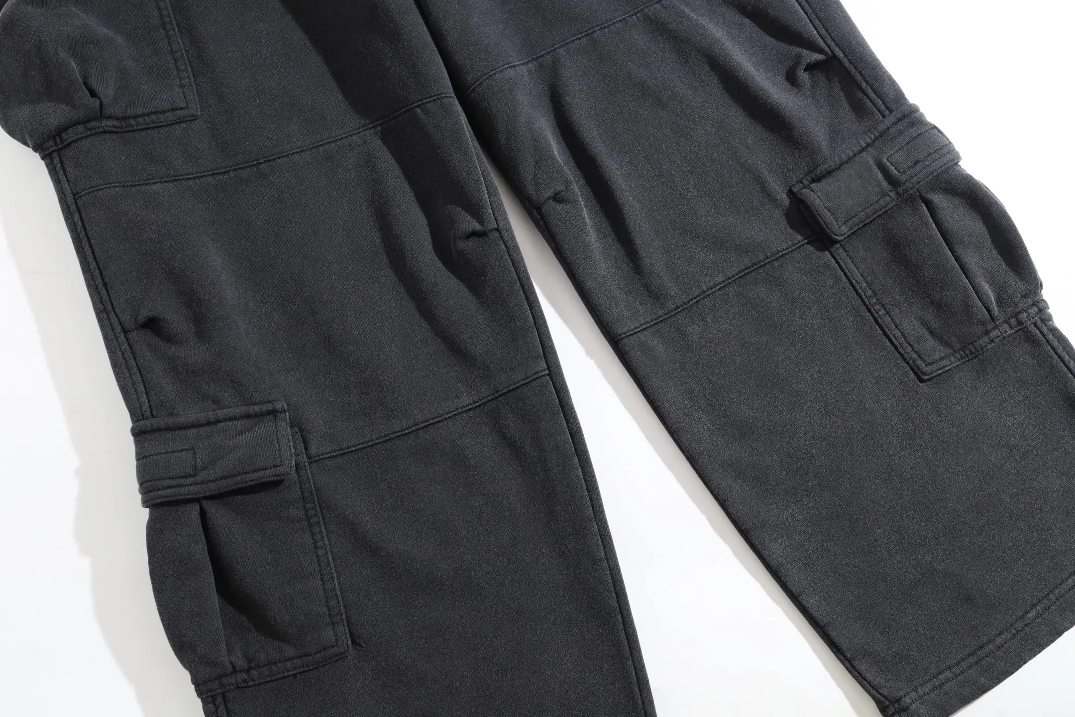 Washed Cotton-Jersey Cargo Sweatpants D34912924 — view 4