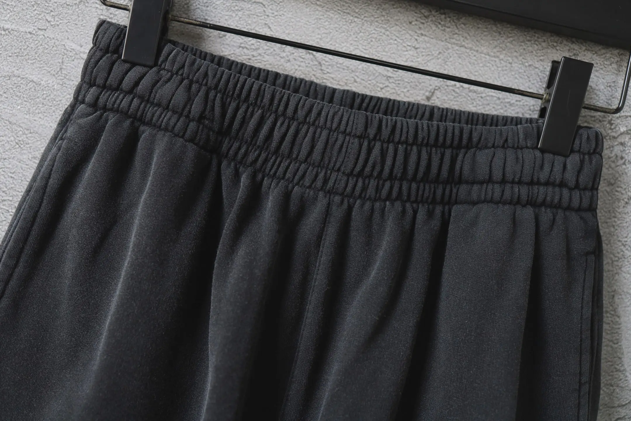 Washed Cotton-Jersey Cargo Sweats D34912923 — view 6