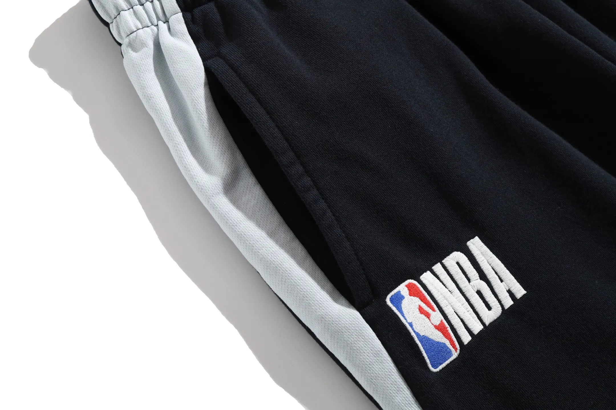Logo-Embroidered Wide-Leg Sweatpants D31912922 — view 4