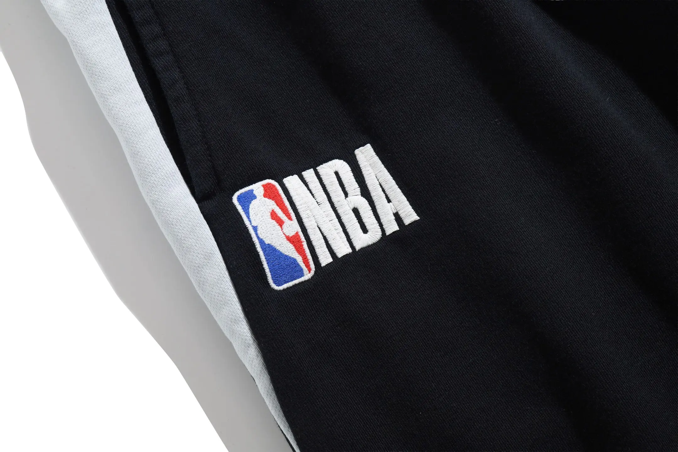 Logo-Embroidered Wide-Leg Sweatpants D31912922 — view 6