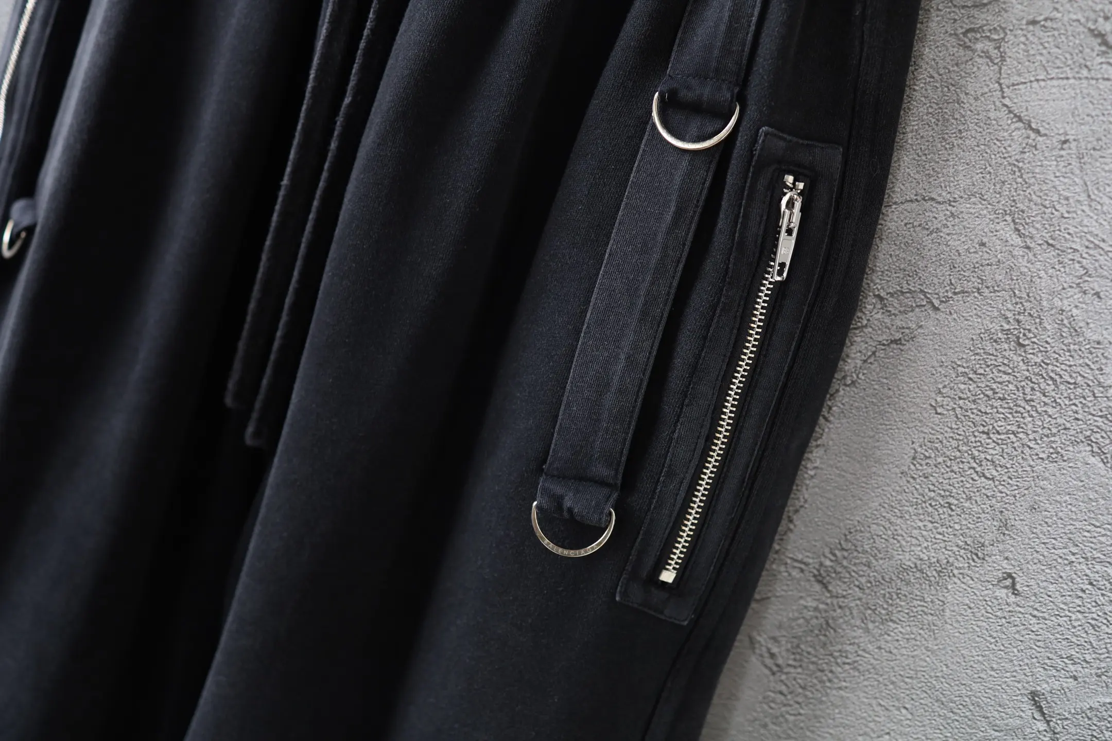 Washed Cotton Cargo Sweatpants D39922590 — view 5