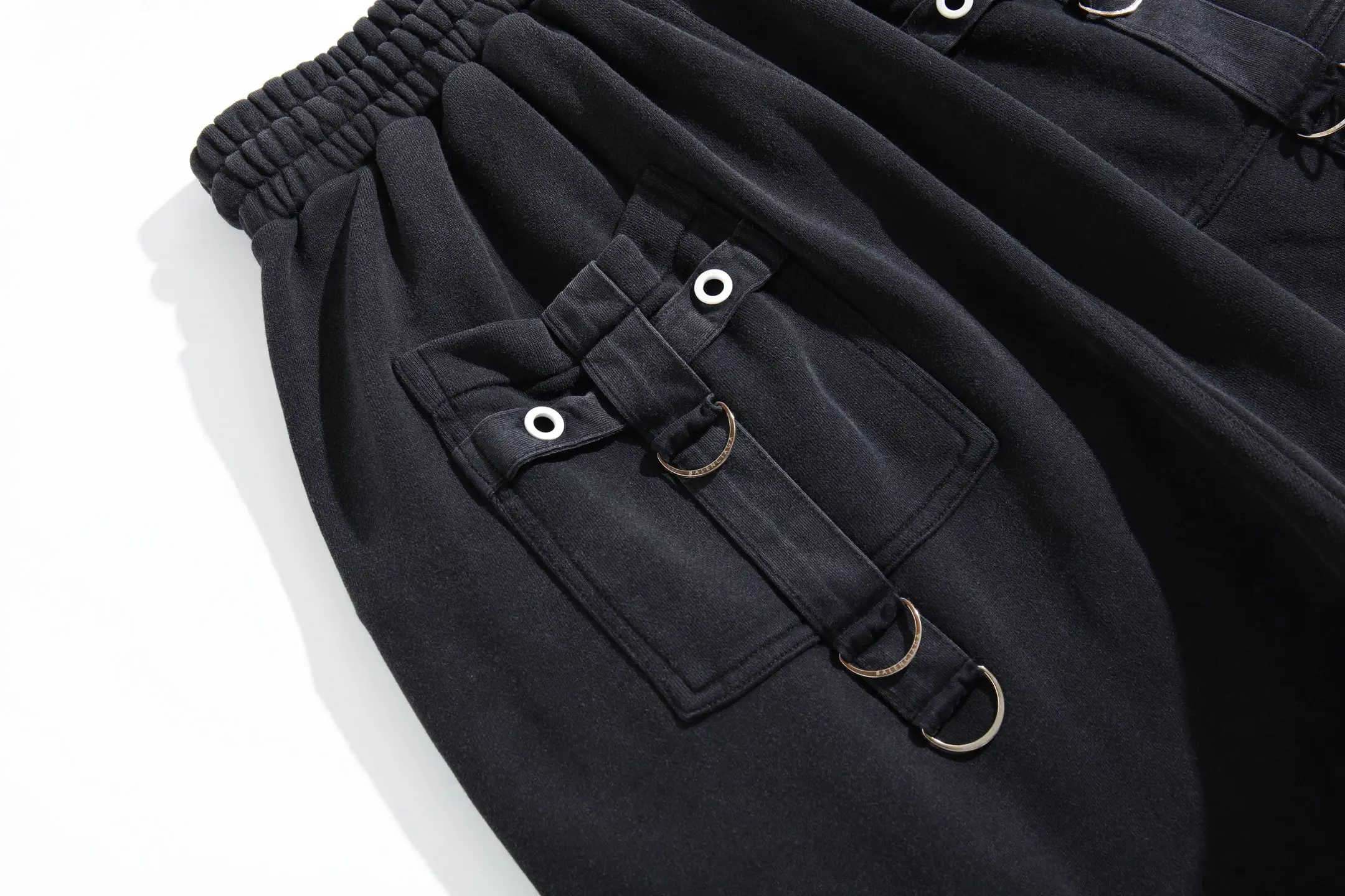 Washed Cotton Cargo Sweatpants D39922590 — view 15