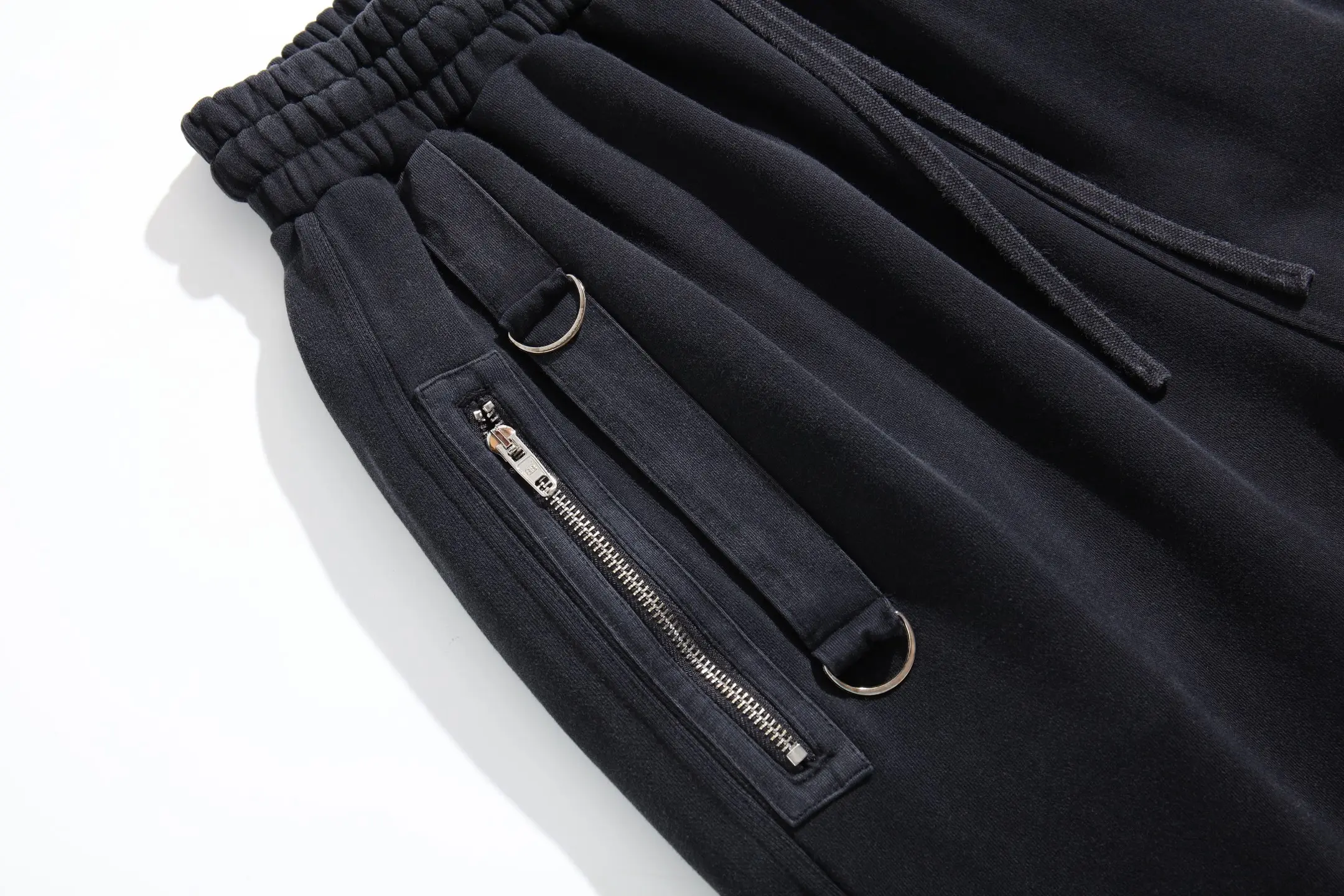 Washed Cotton Cargo Sweatpants D39922590 — view 16