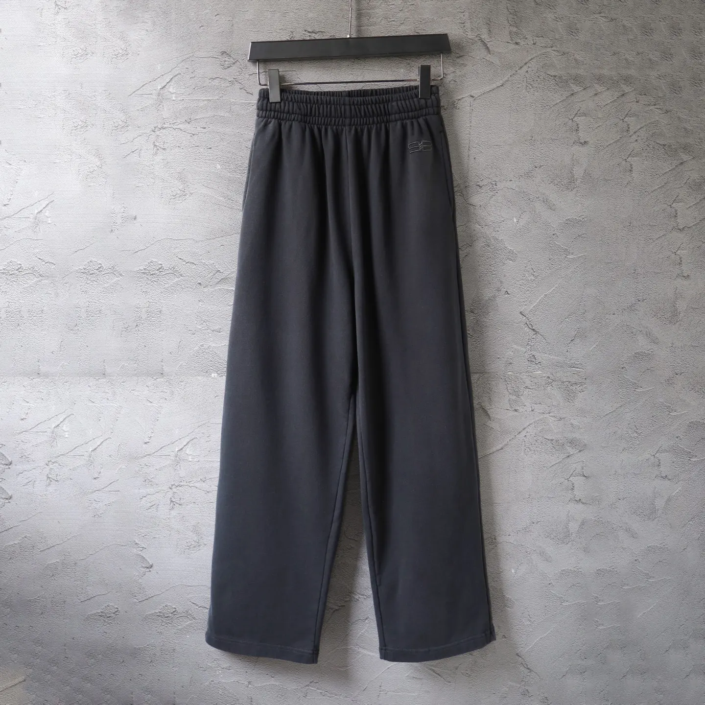 Logo Embroidered Wide-Leg Sweatpants D21522588