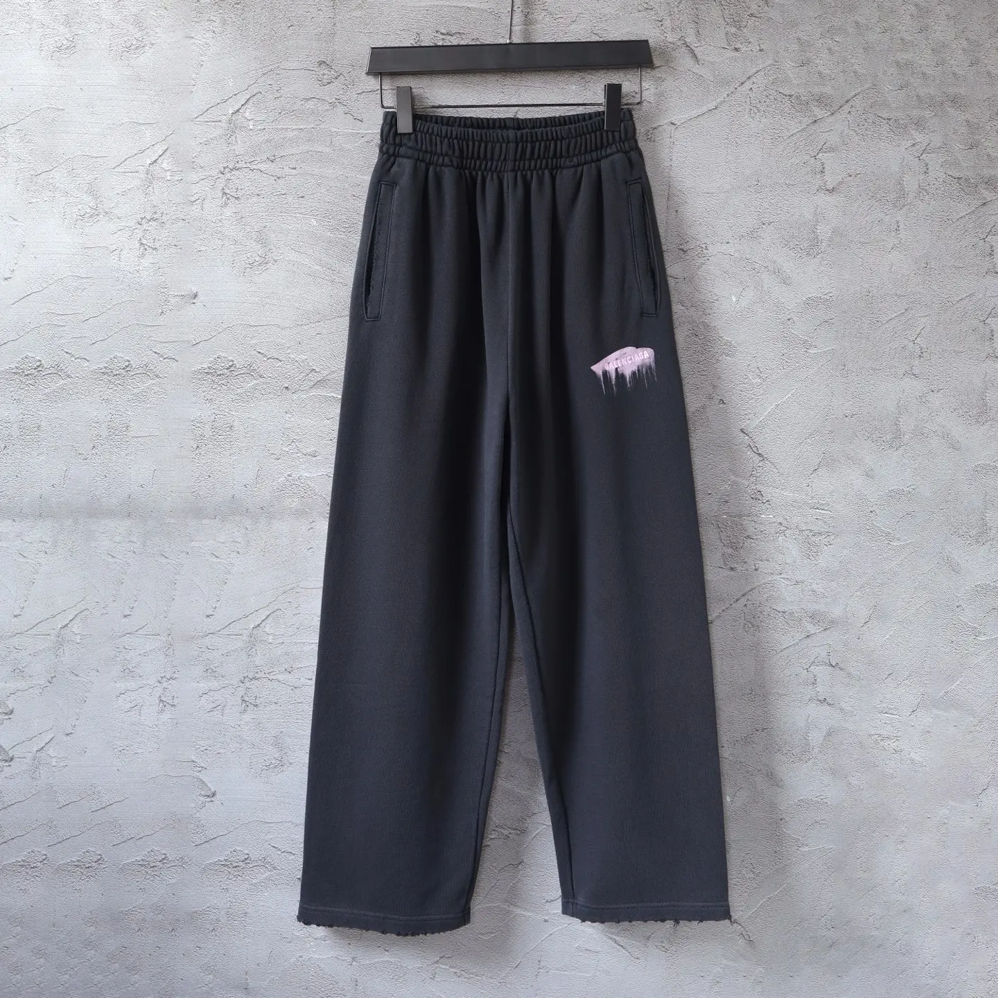 Logo Embroidered Paint-Drip Sweatpants D25922572