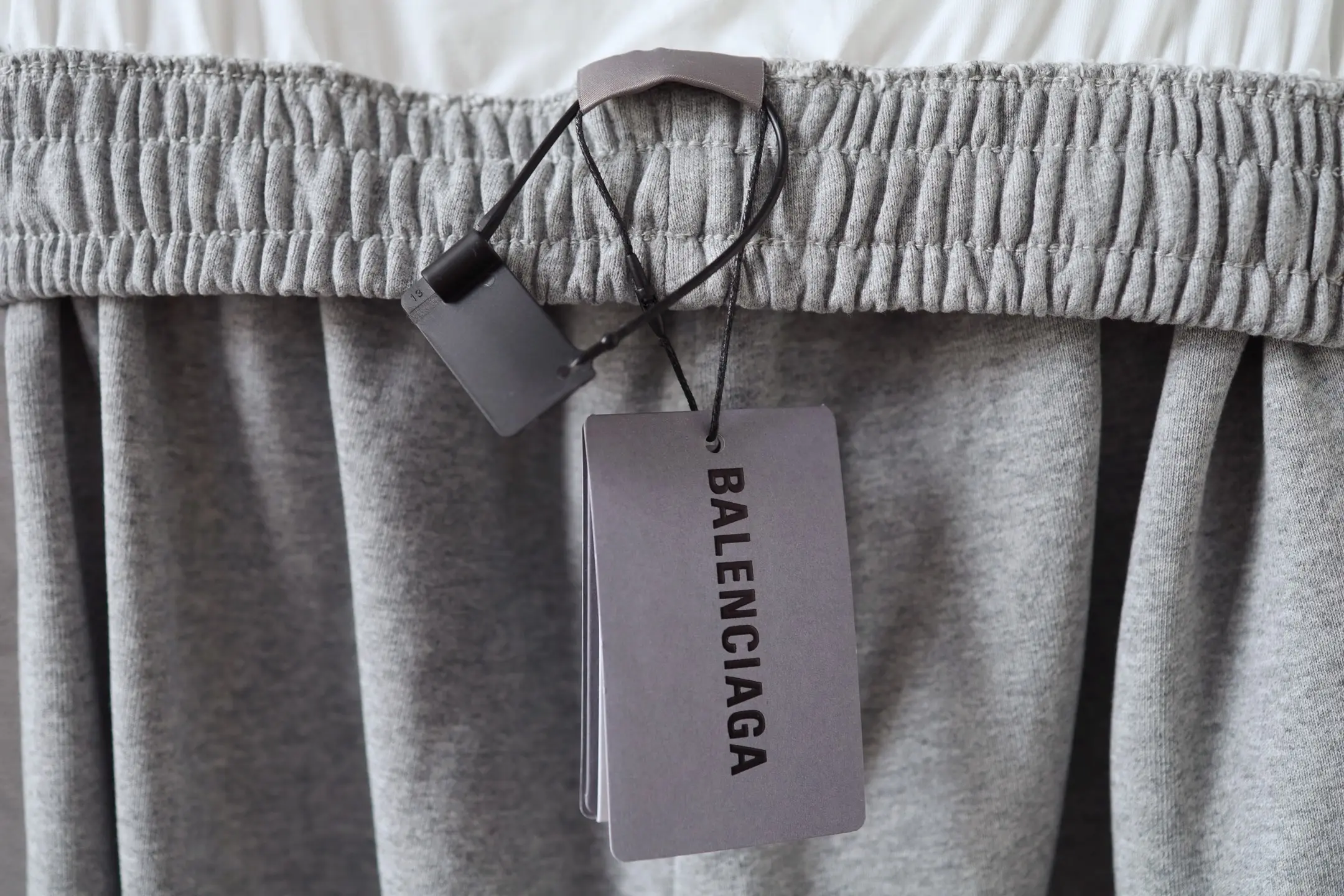 Trompe L'oeil Layered Waistband Sweatpants D25922609 — view 35
