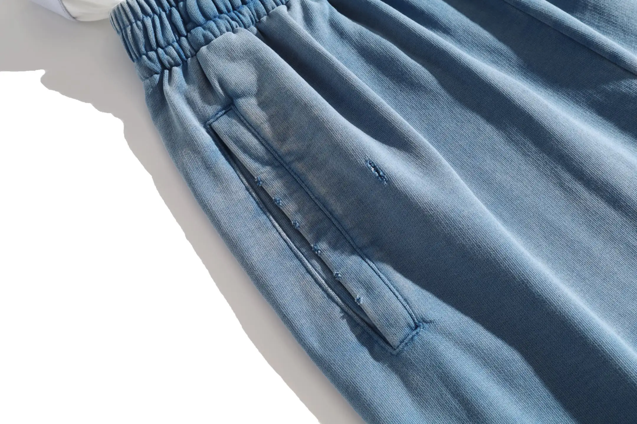 Trompe L'oeil Layered Waistband Distressed Sweats D25920072 — view 15