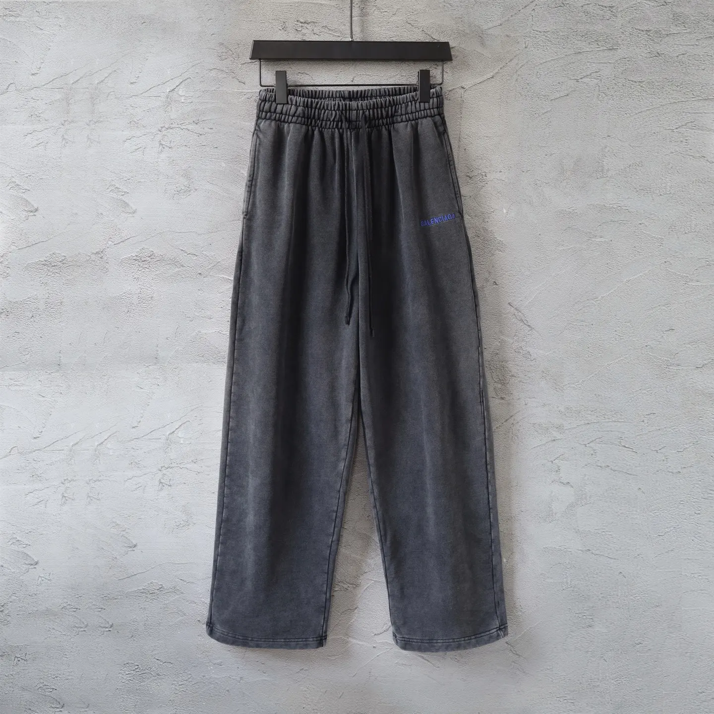 Logo-Embroidered Garment-Dyed Sweatpants D27920074 — view 10