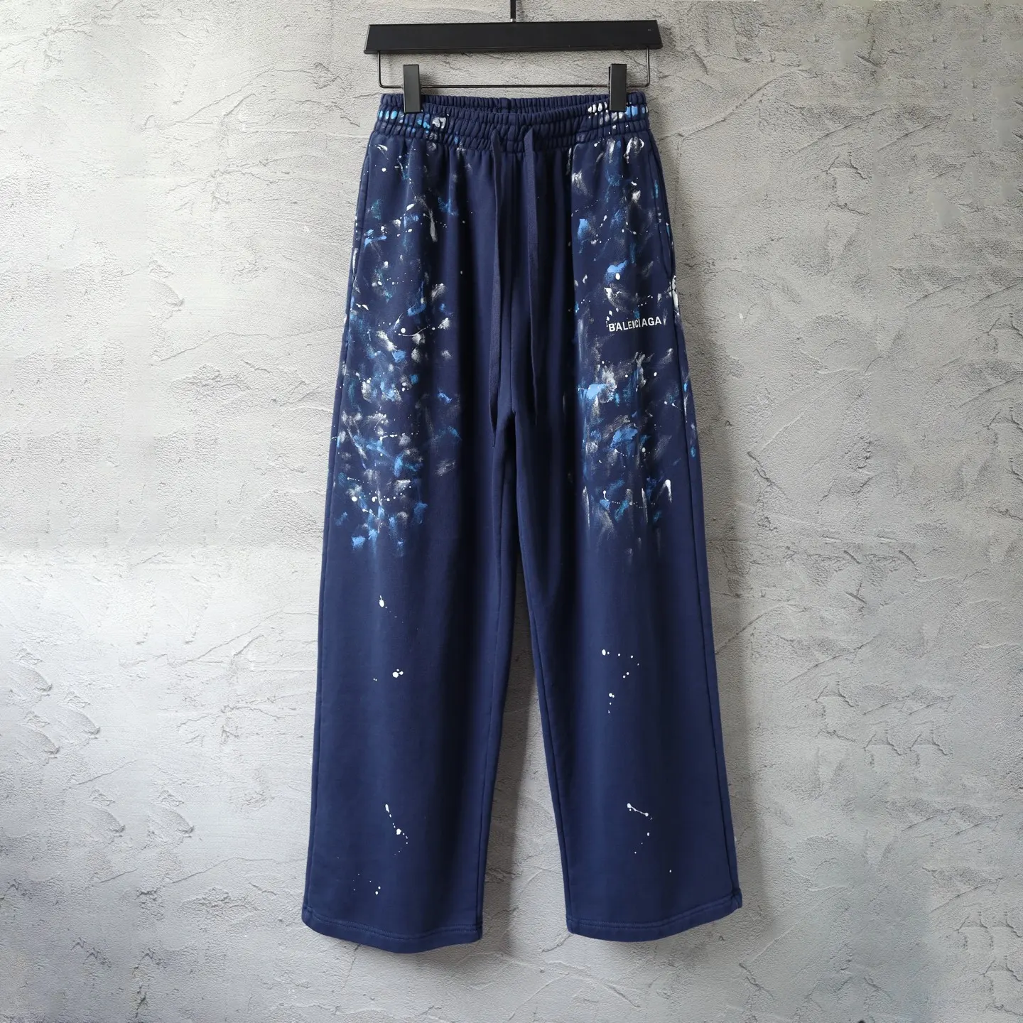 Paint-Splatter Embroidered Cotton Sweats D27920067 — view 10
