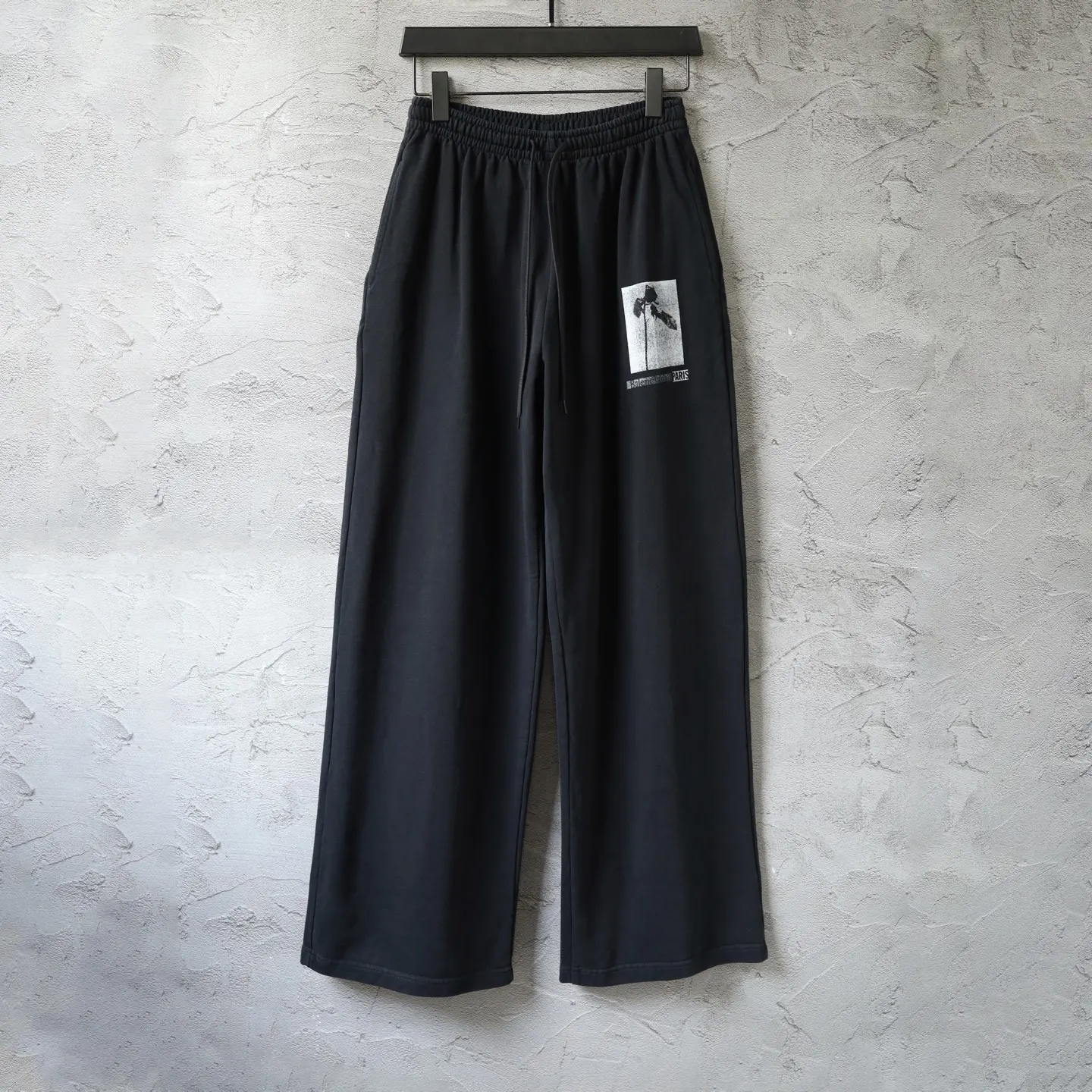 Graphic Print Wide-Leg Sweatpants D27920068 — view 10