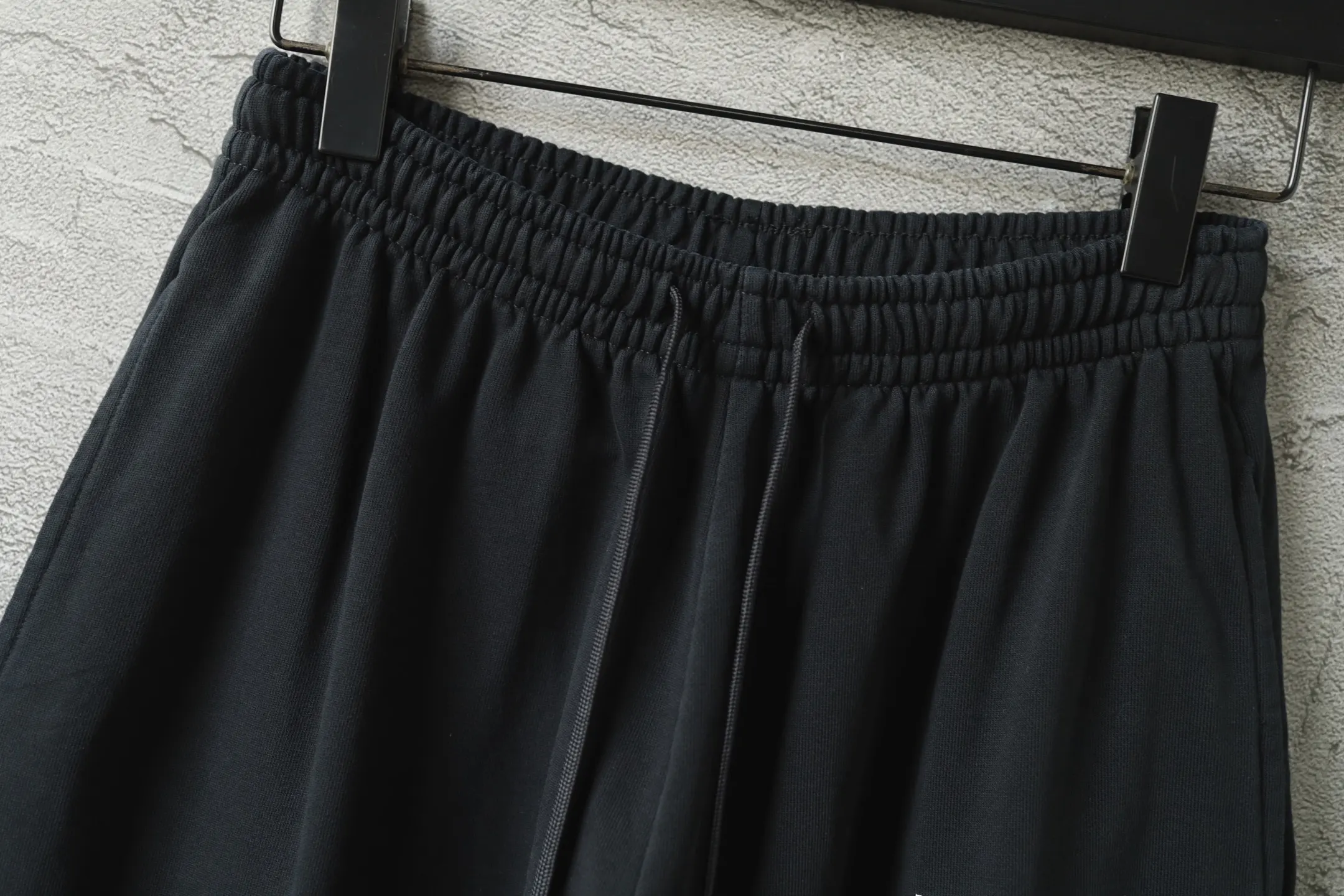 Graphic Print Wide-Leg Sweatpants D27920068 — view 15