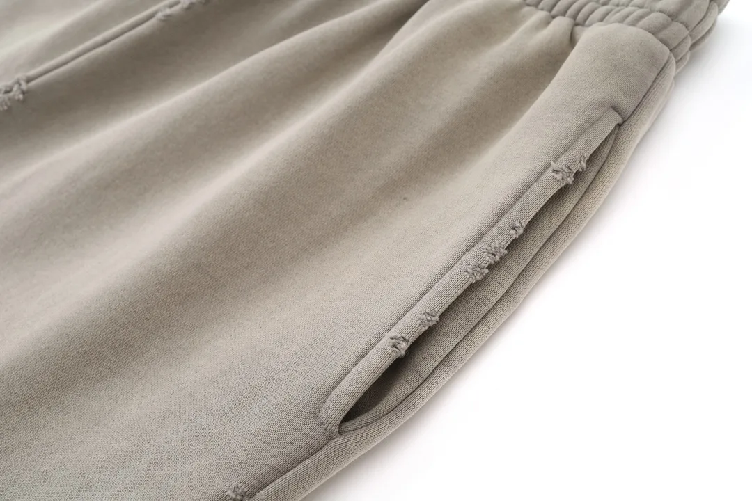 Distressed Graffiti Print Sweatpants D30912999 — view 6