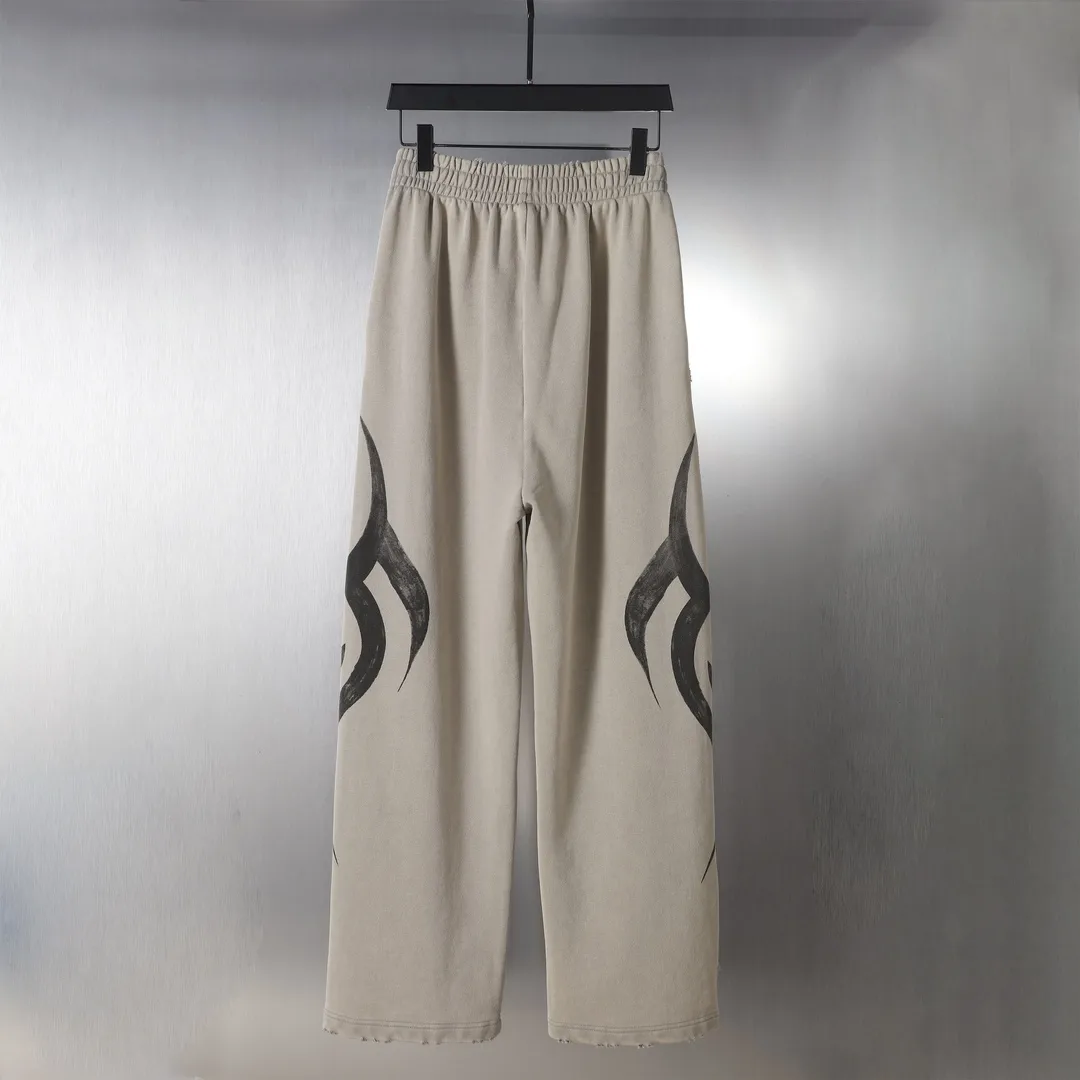 Hand-Painted Distressed Graphic Sweatpants D30912998 — view 2