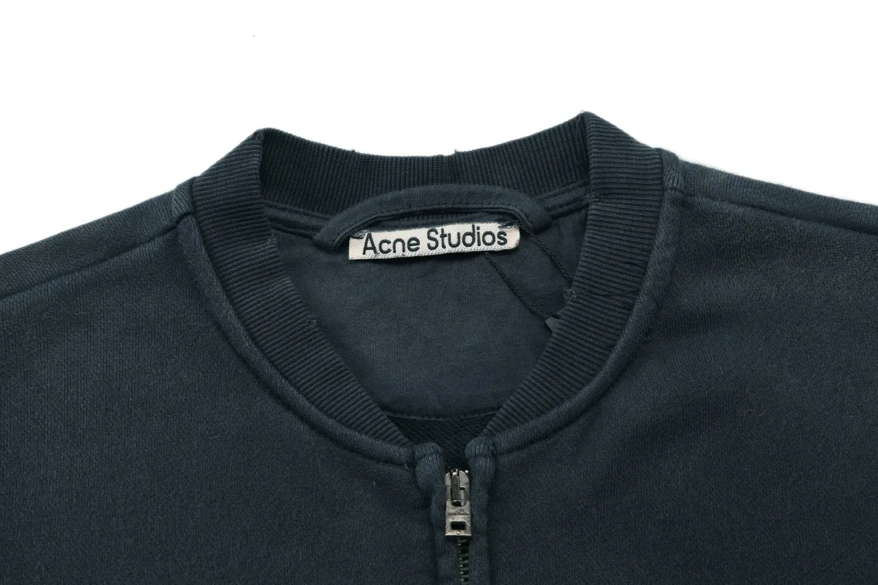 Logo Print Distressed Zip-Up Sweatshirt D19512132 — view 3