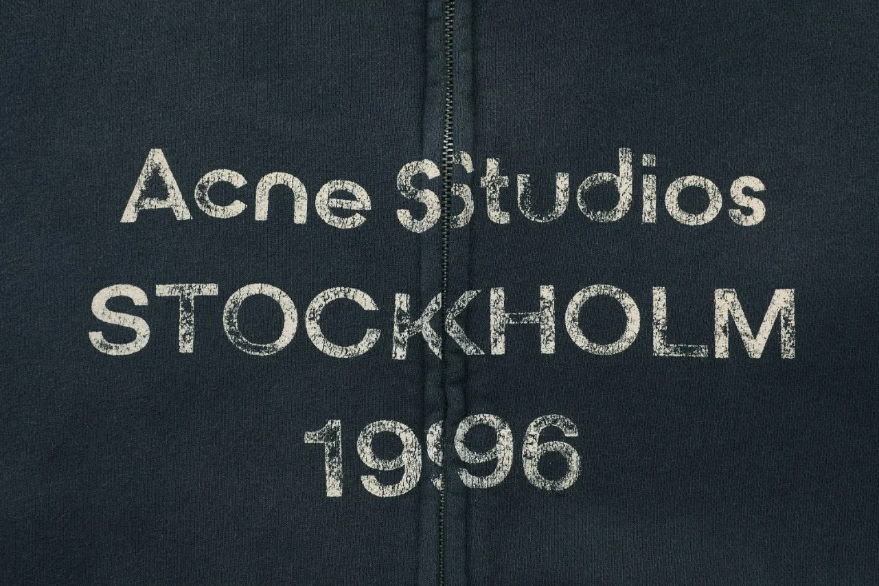 Logo Print Distressed Zip-Up Sweatshirt D19512132 — view 4