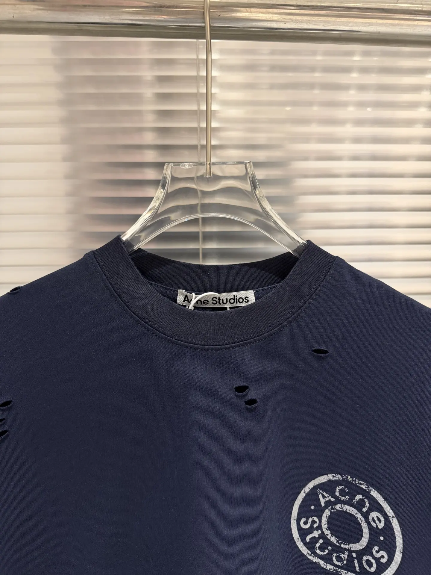 Distressed Logo-Print Cotton T-Shirt D10011774 — view 4