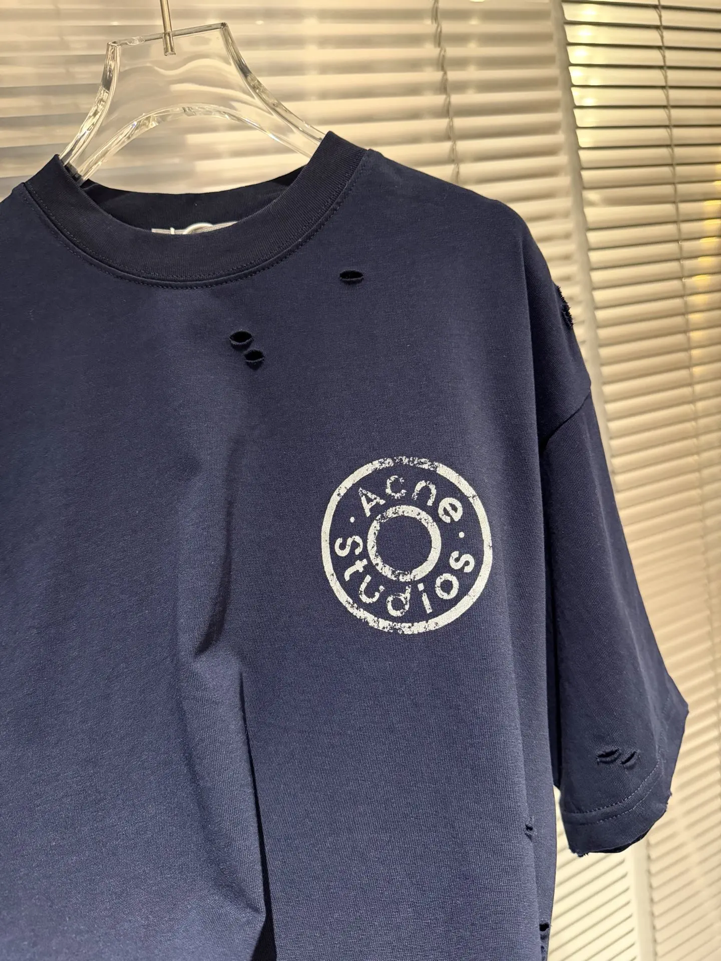 Distressed Logo-Print Cotton T-Shirt D10011774 — view 8