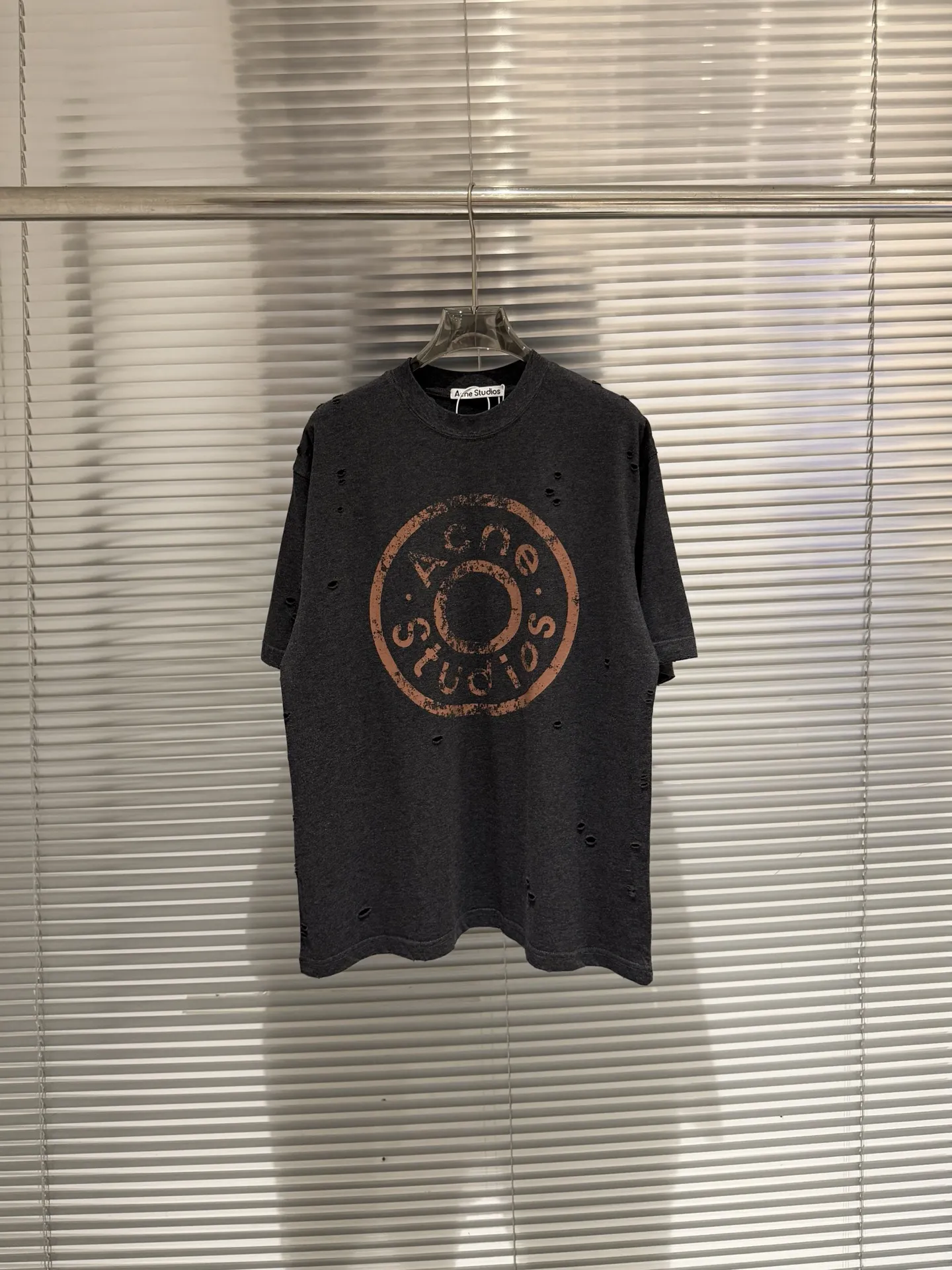 Distressed Logo-Print Cotton T-Shirt D11011790