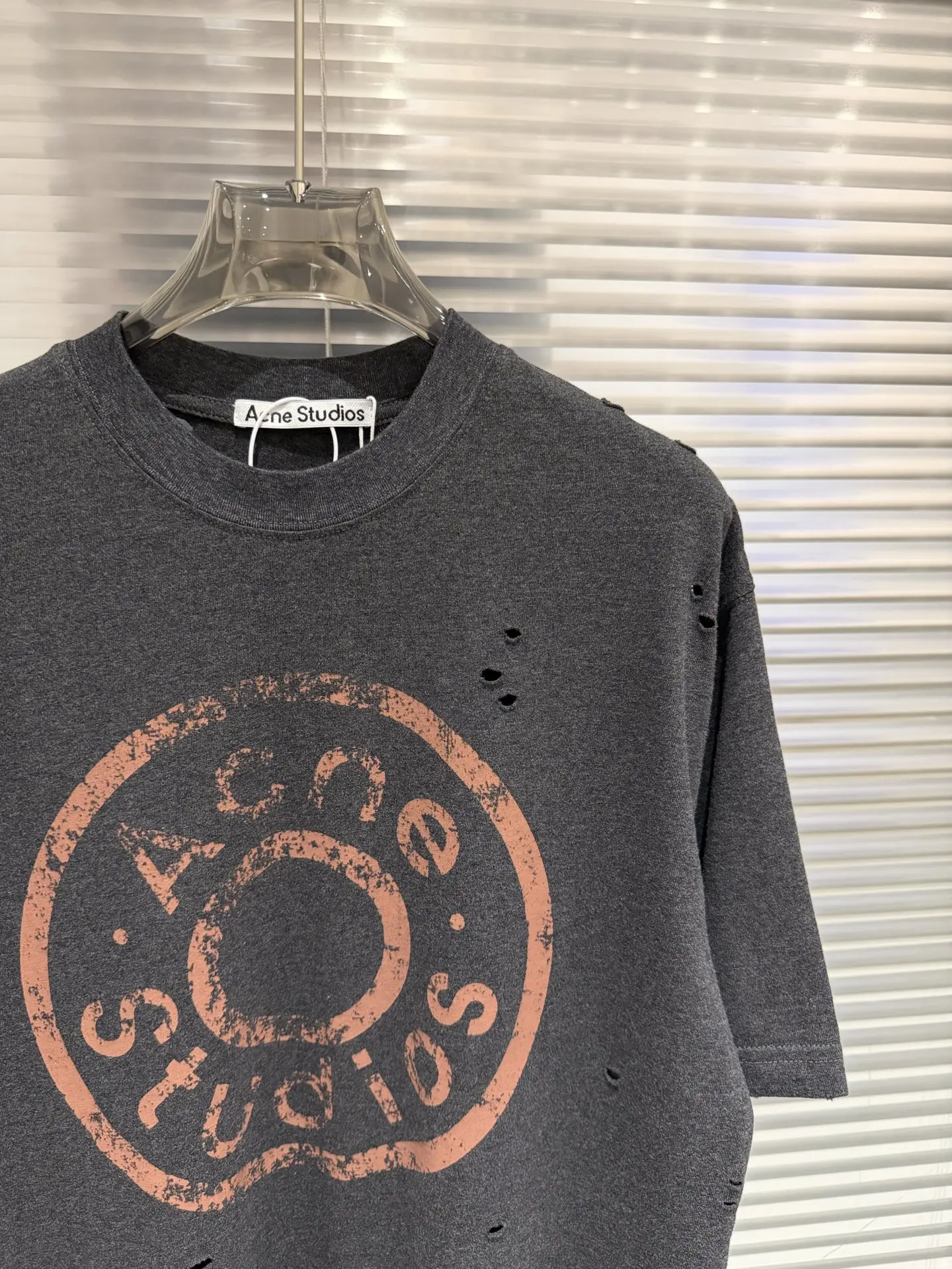 Distressed Logo-Print Cotton T-Shirt D11011790 — view 5