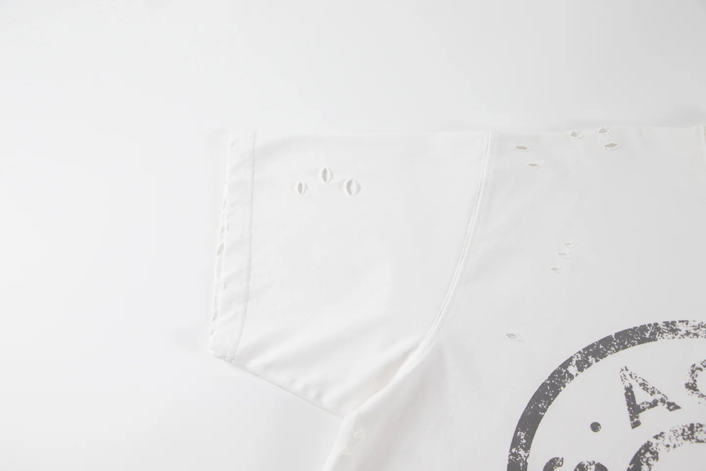 Distressed Logo Stamp Oversized T-Shirt D11011787 — view 7
