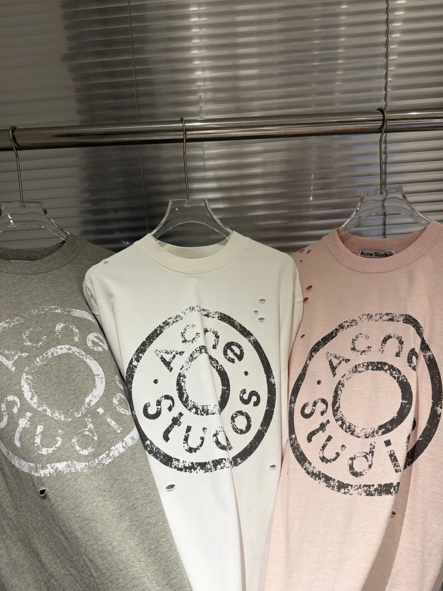 Distressed Logo-Print Cotton T-Shirt D11011786 — view 2