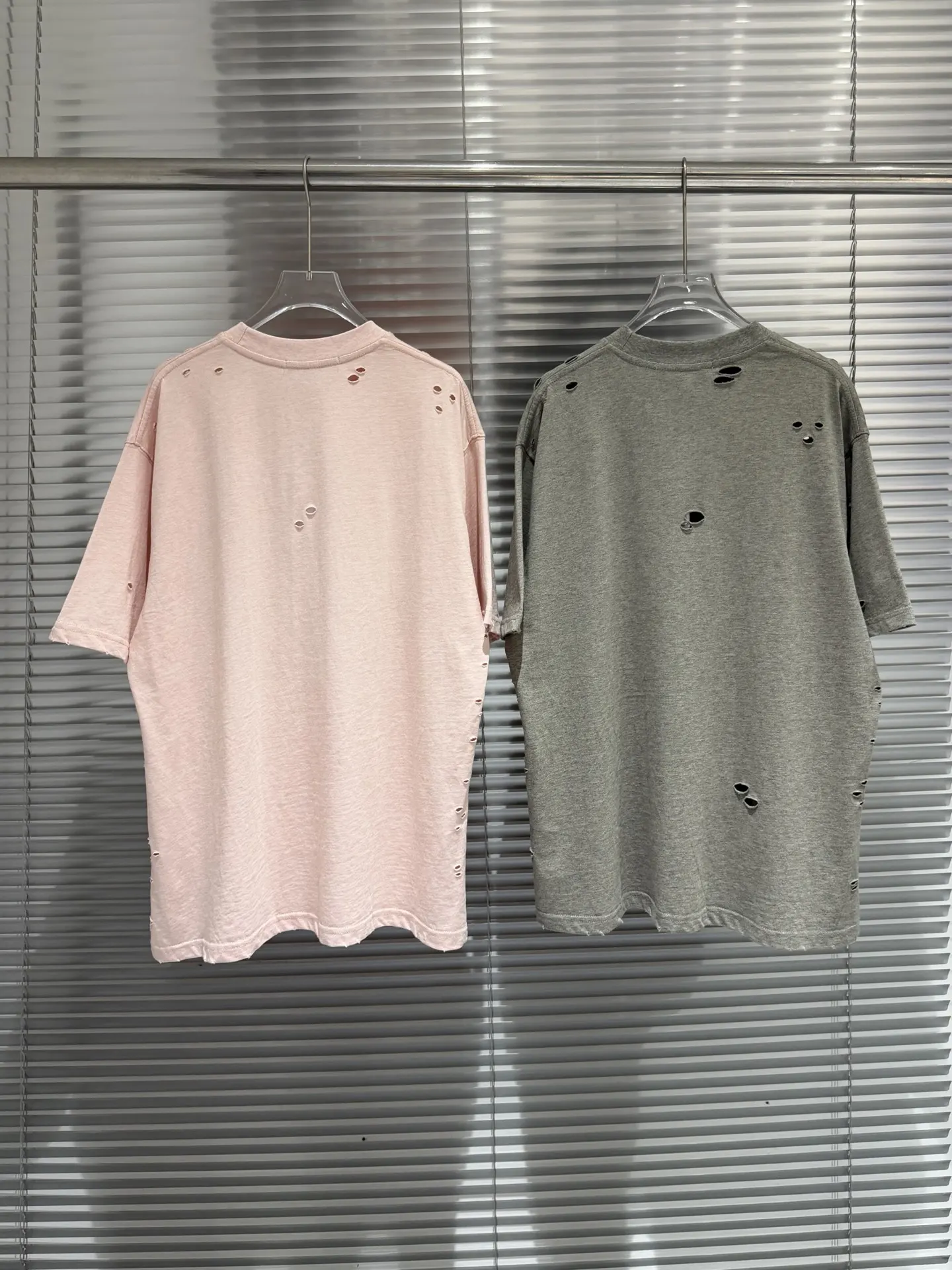 Distressed Logo-Print Cotton T-Shirt D11011786 — view 11
