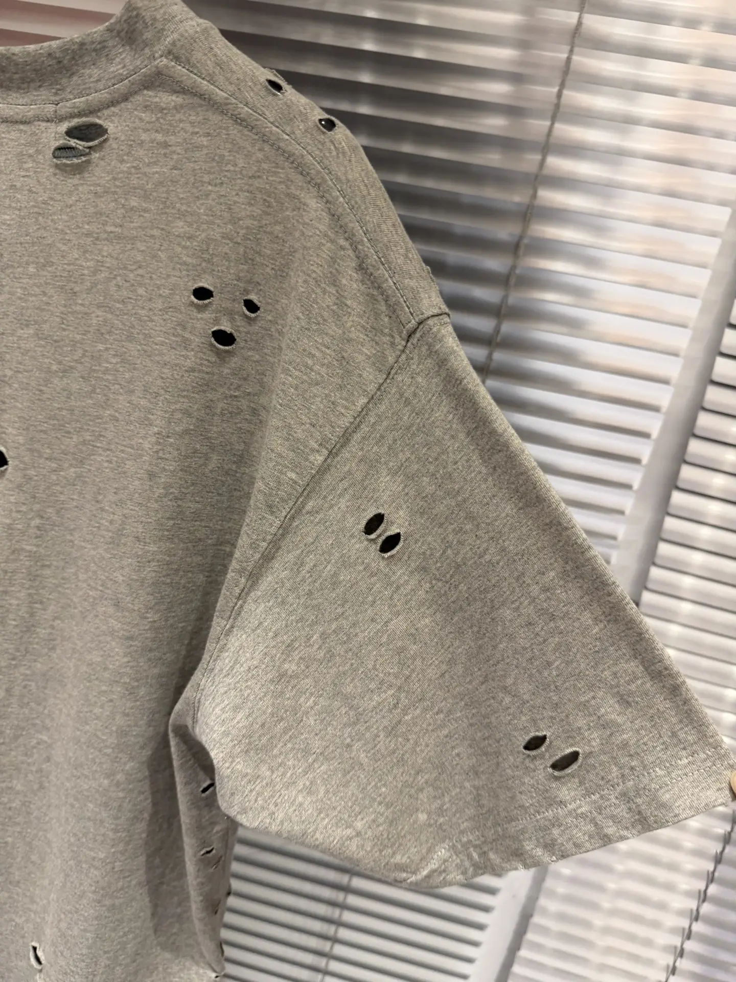 Distressed Logo-Print Cotton T-Shirt D11011786 — view 18