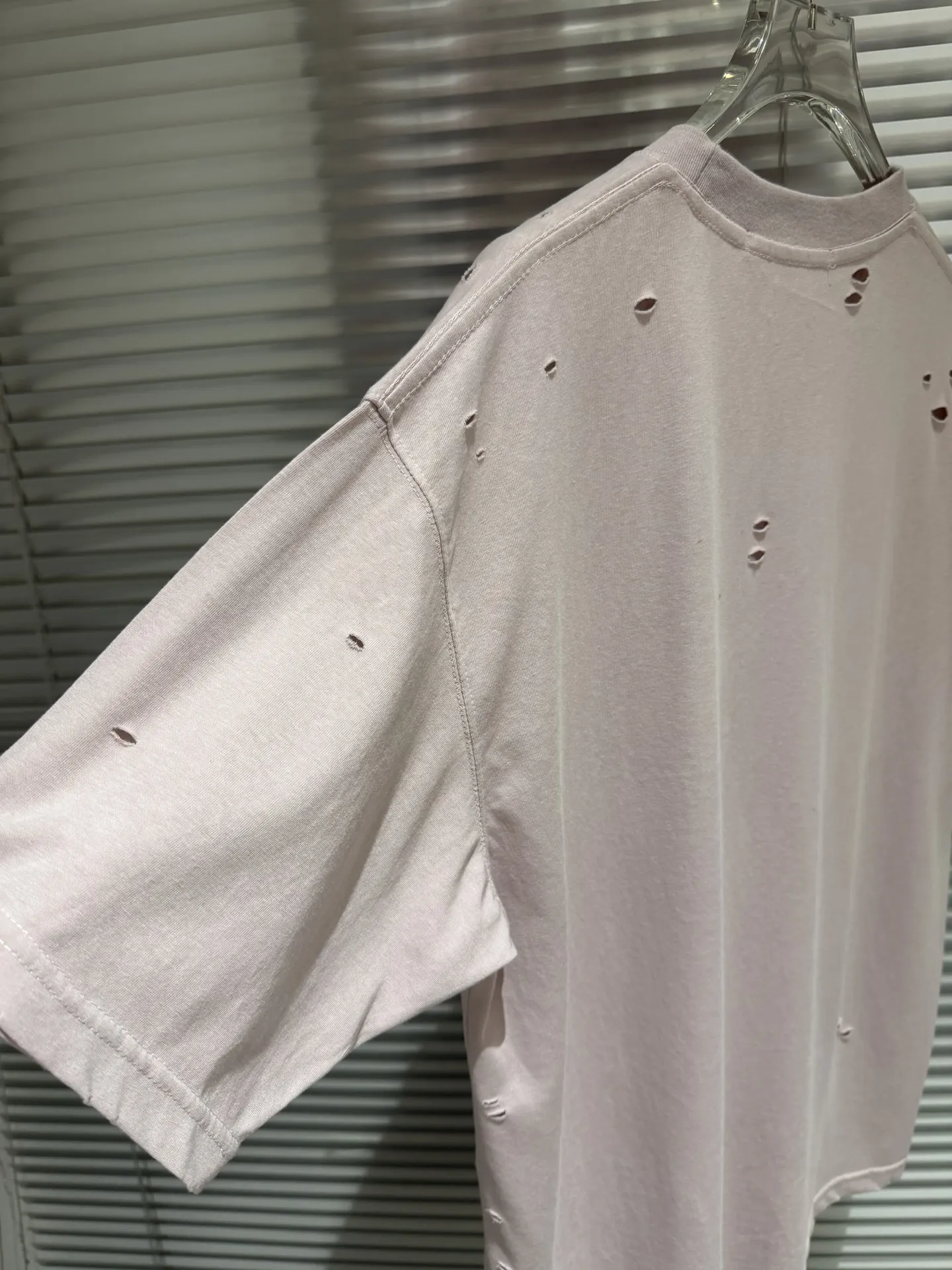 Distressed Logo-Print Cotton T-Shirt D9511775 — view 12