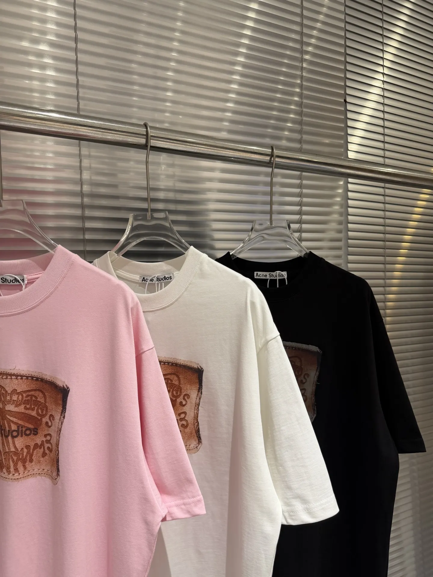 Distressed Patch Logo Oversized T-Shirt D10011795 — view 6