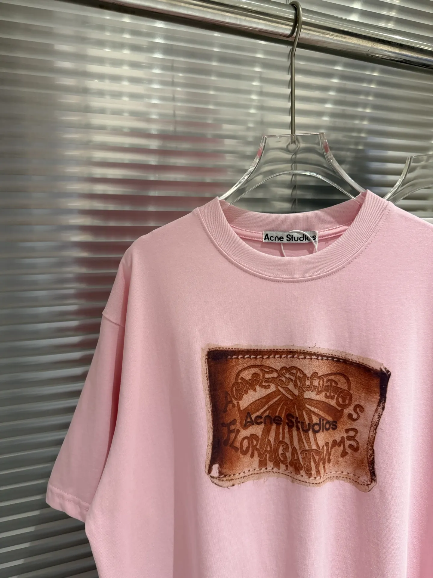 Distressed Patch Logo Oversized T-Shirt D10011795 — view 12