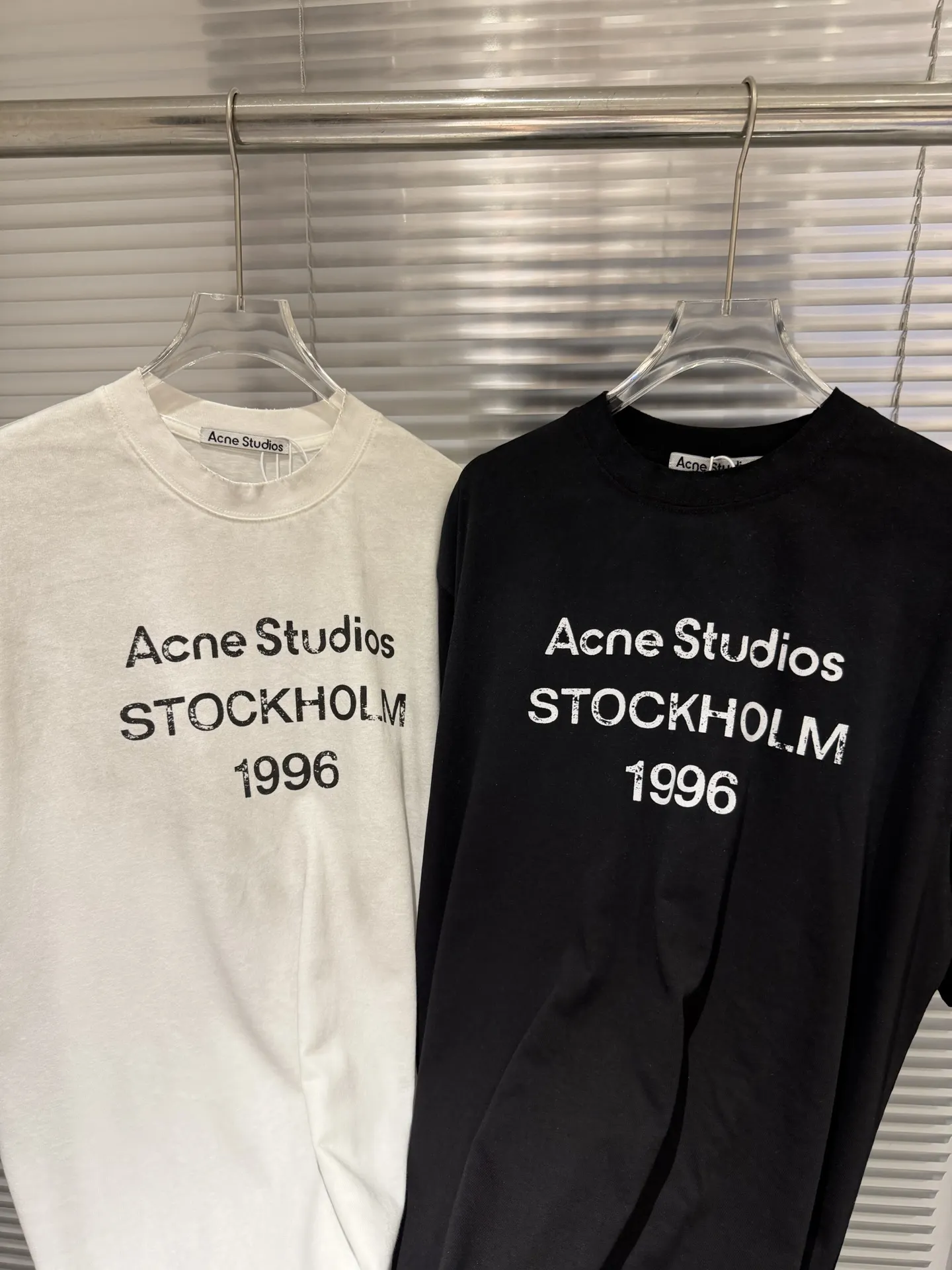 1996 Logo Distressed Cotton T-Shirt D9511801 — view 3