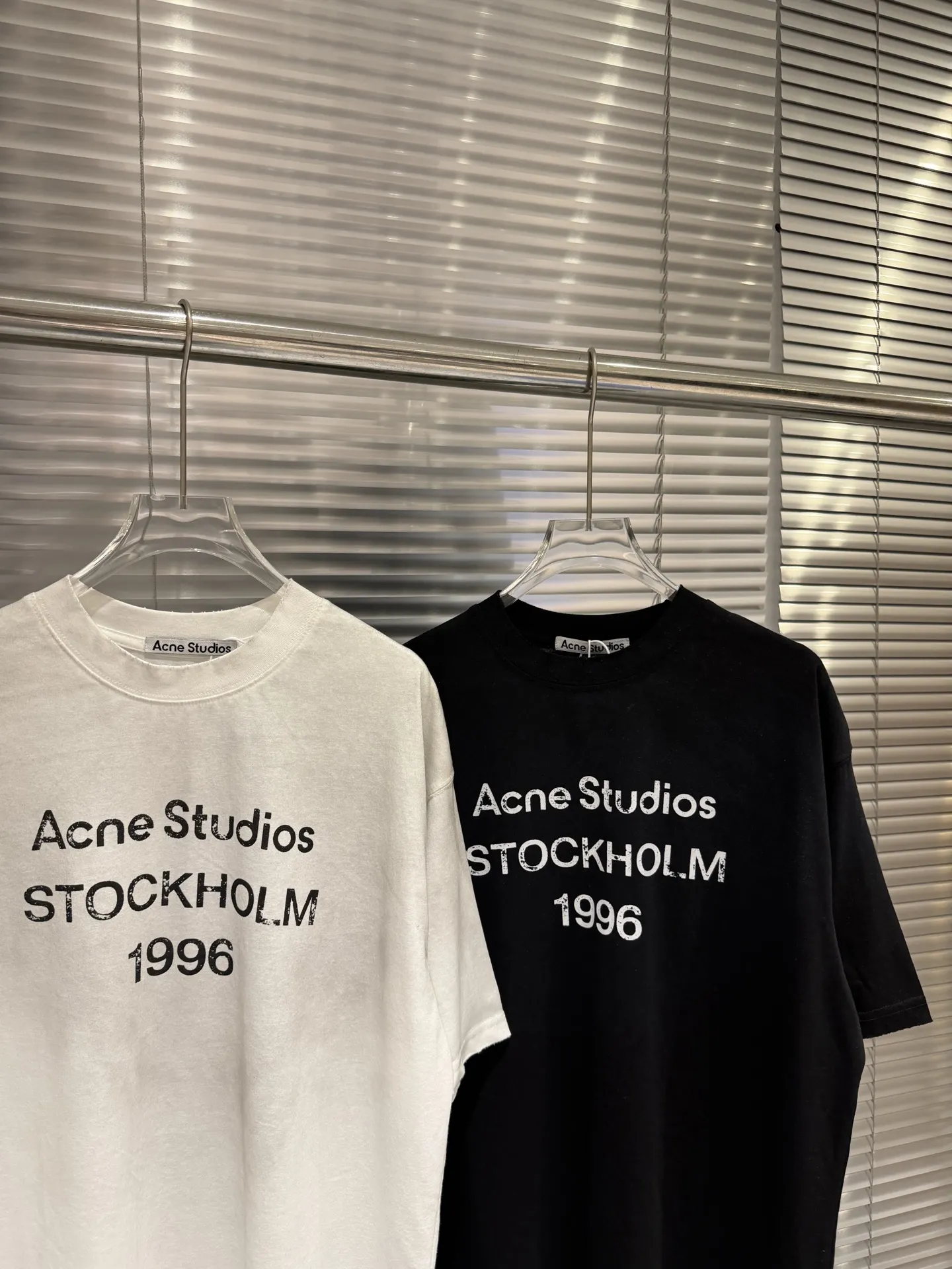 1996 Logo Distressed Cotton T-Shirt D9511801 — view 6