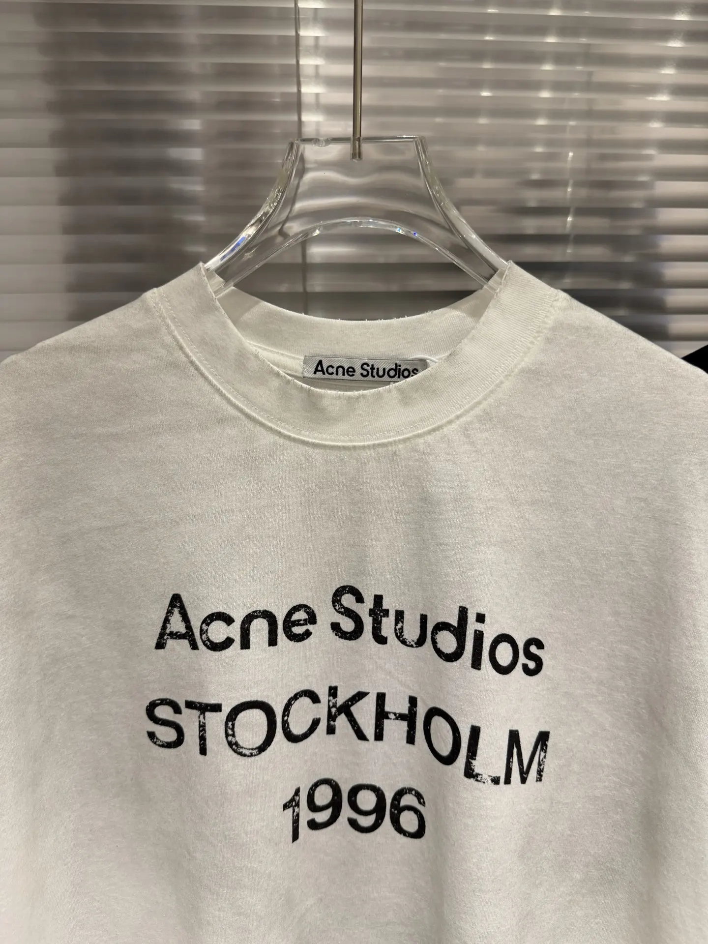 1996 Logo Distressed Cotton T-Shirt D9511801 — view 8
