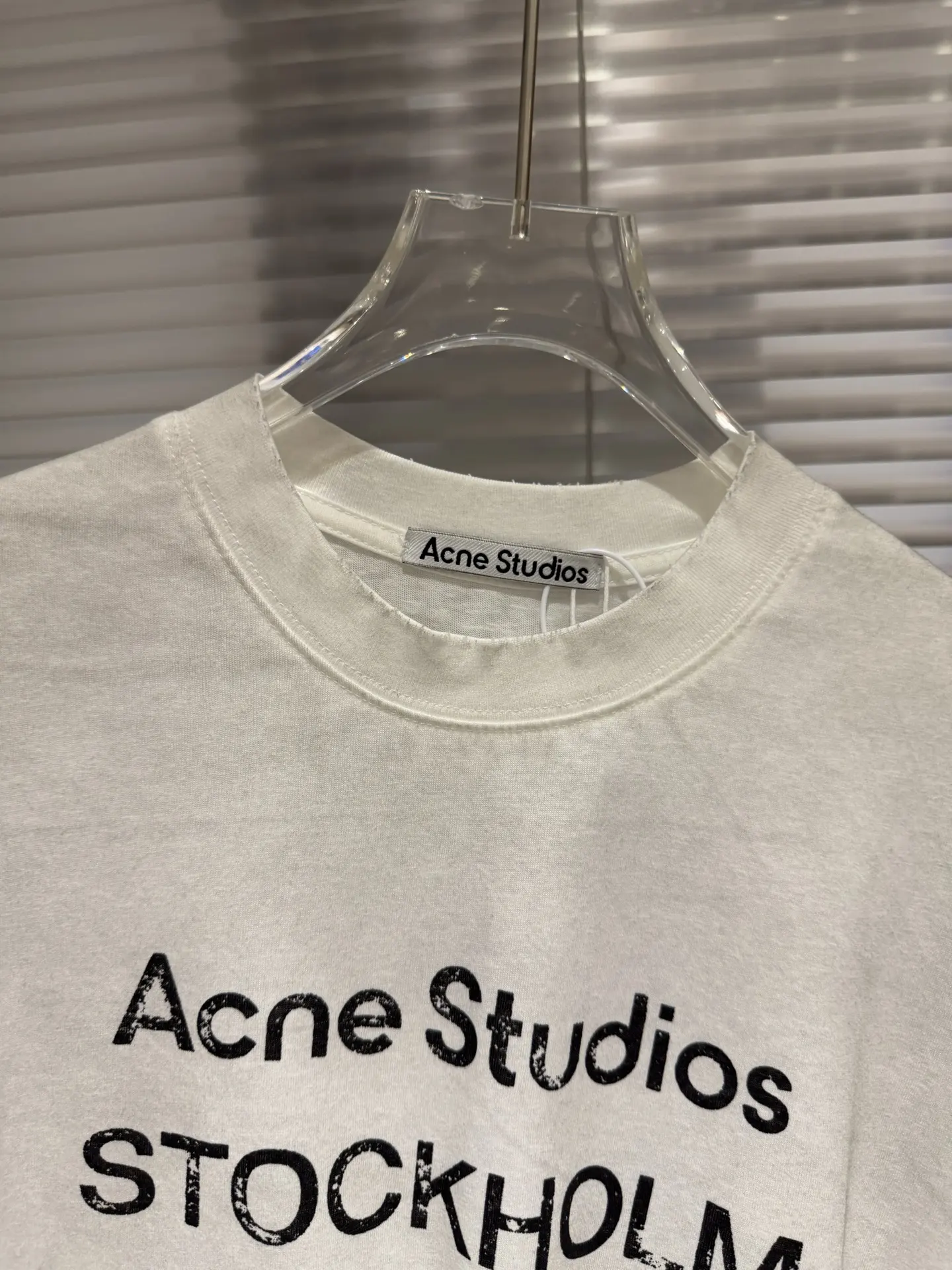 1996 Logo Distressed Cotton T-Shirt D9511801 — view 9