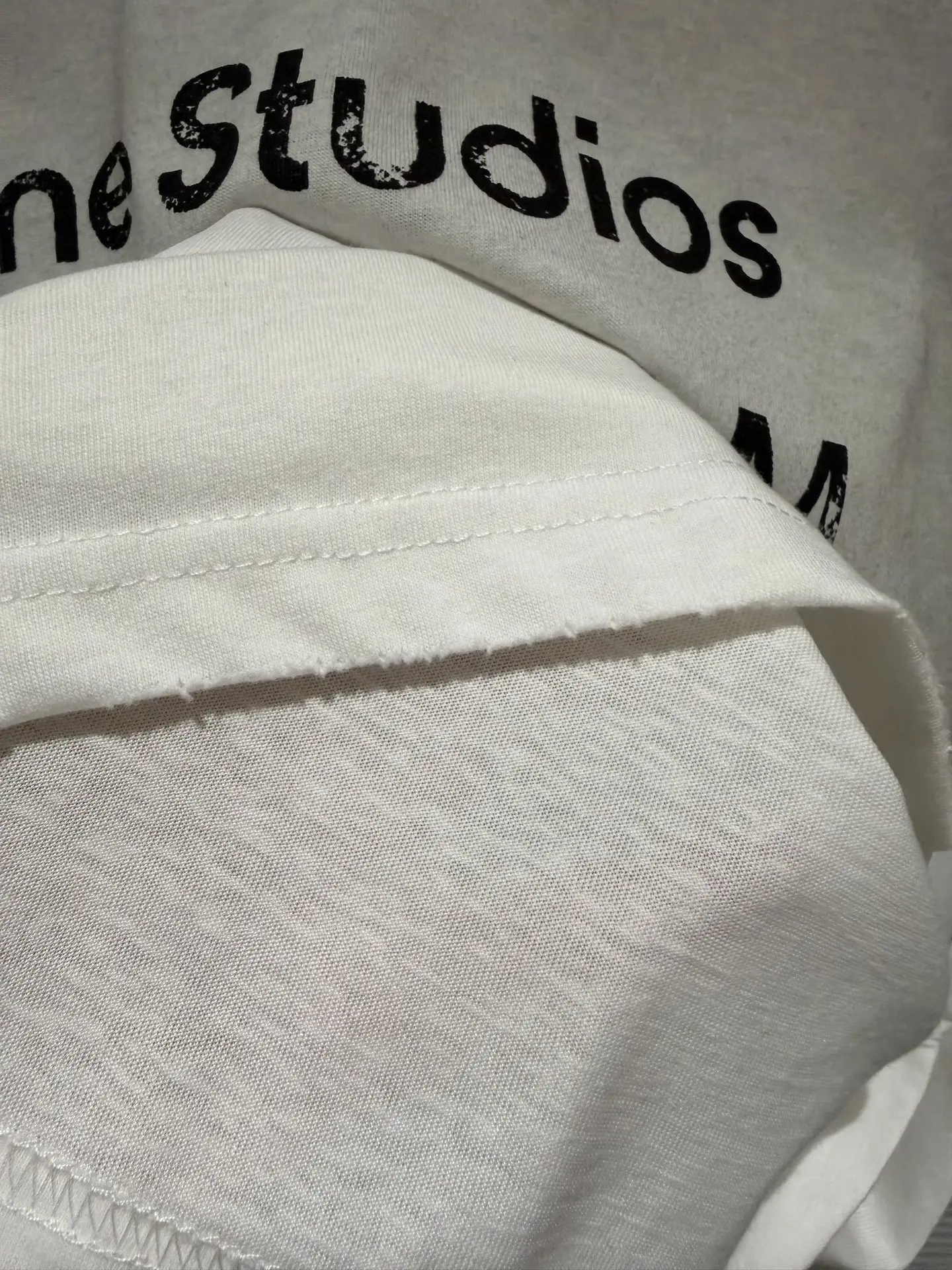 1996 Logo Distressed Cotton T-Shirt D9511801 — view 13