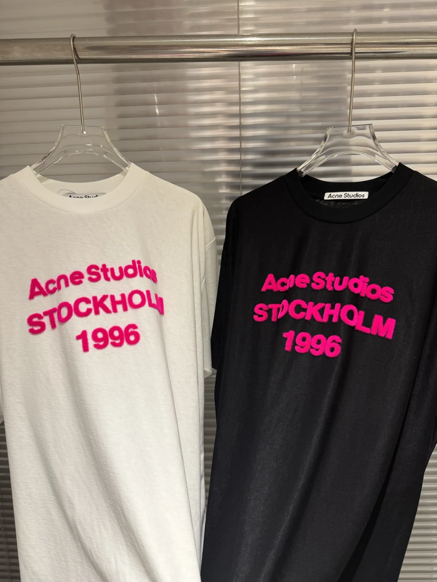 Logo Flocked Cotton T-Shirt D9511776 — view 3