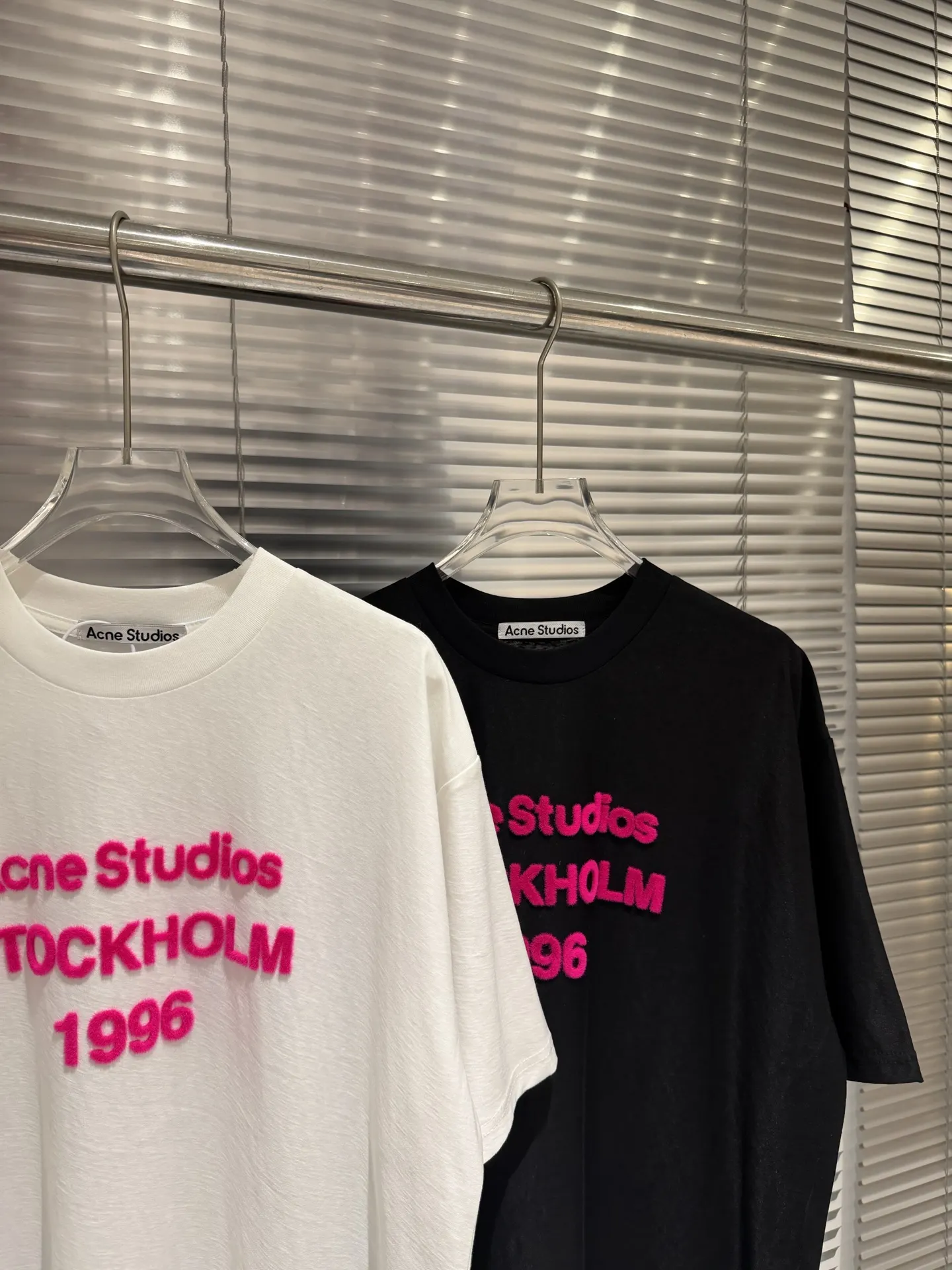 Logo Flocked Cotton T-Shirt D9511776 — view 6