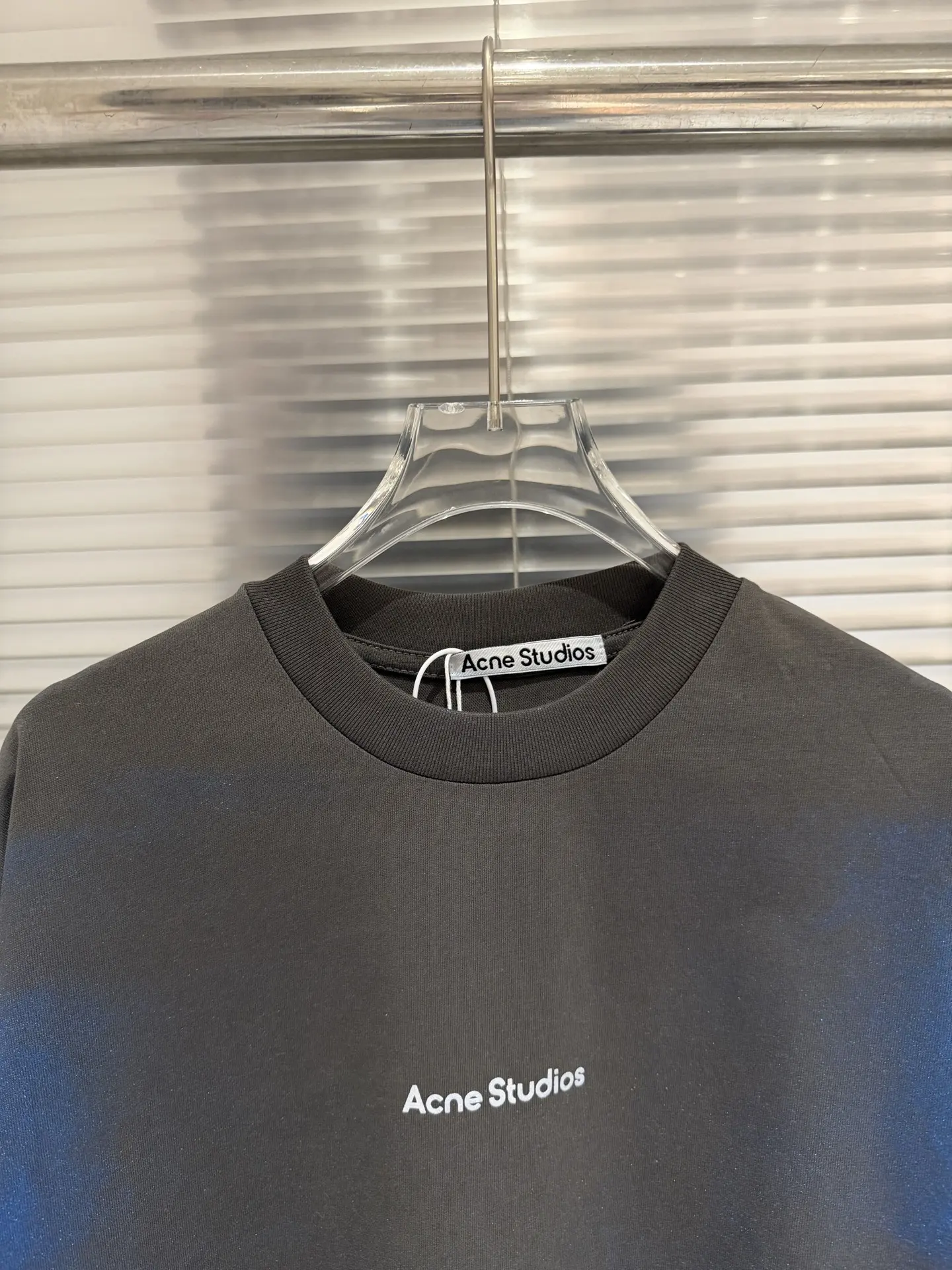 Logo Print Spray-Effect Cotton T-Shirt D11511808 — view 5