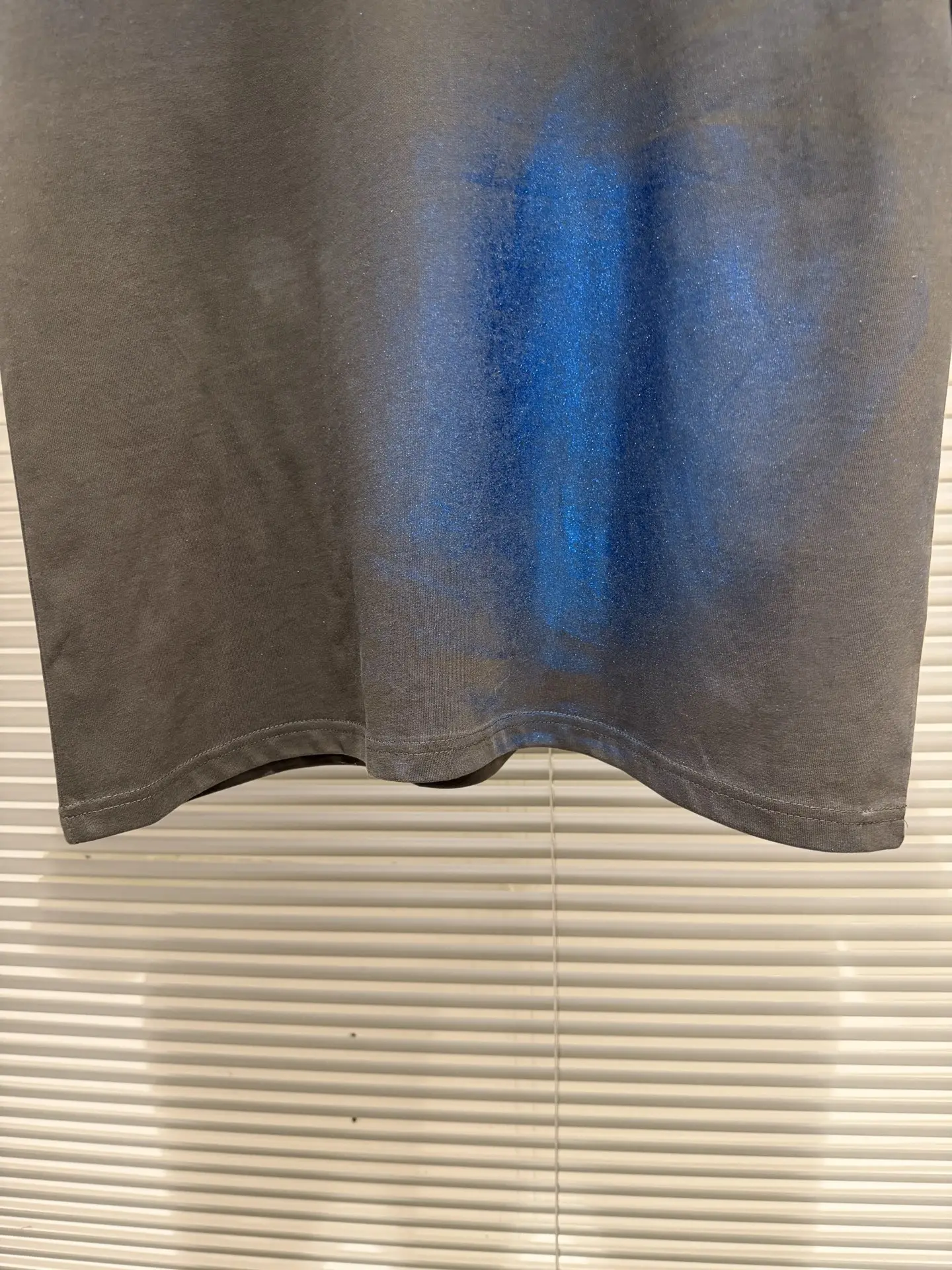 Logo Print Spray-Effect Cotton T-Shirt D11511808 — view 6